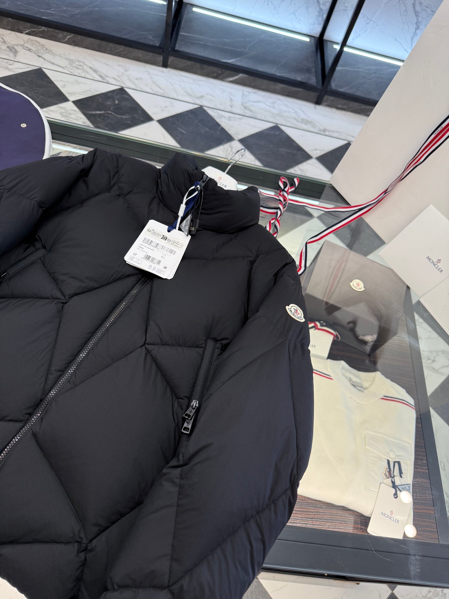 MONC VARDAR JACKET