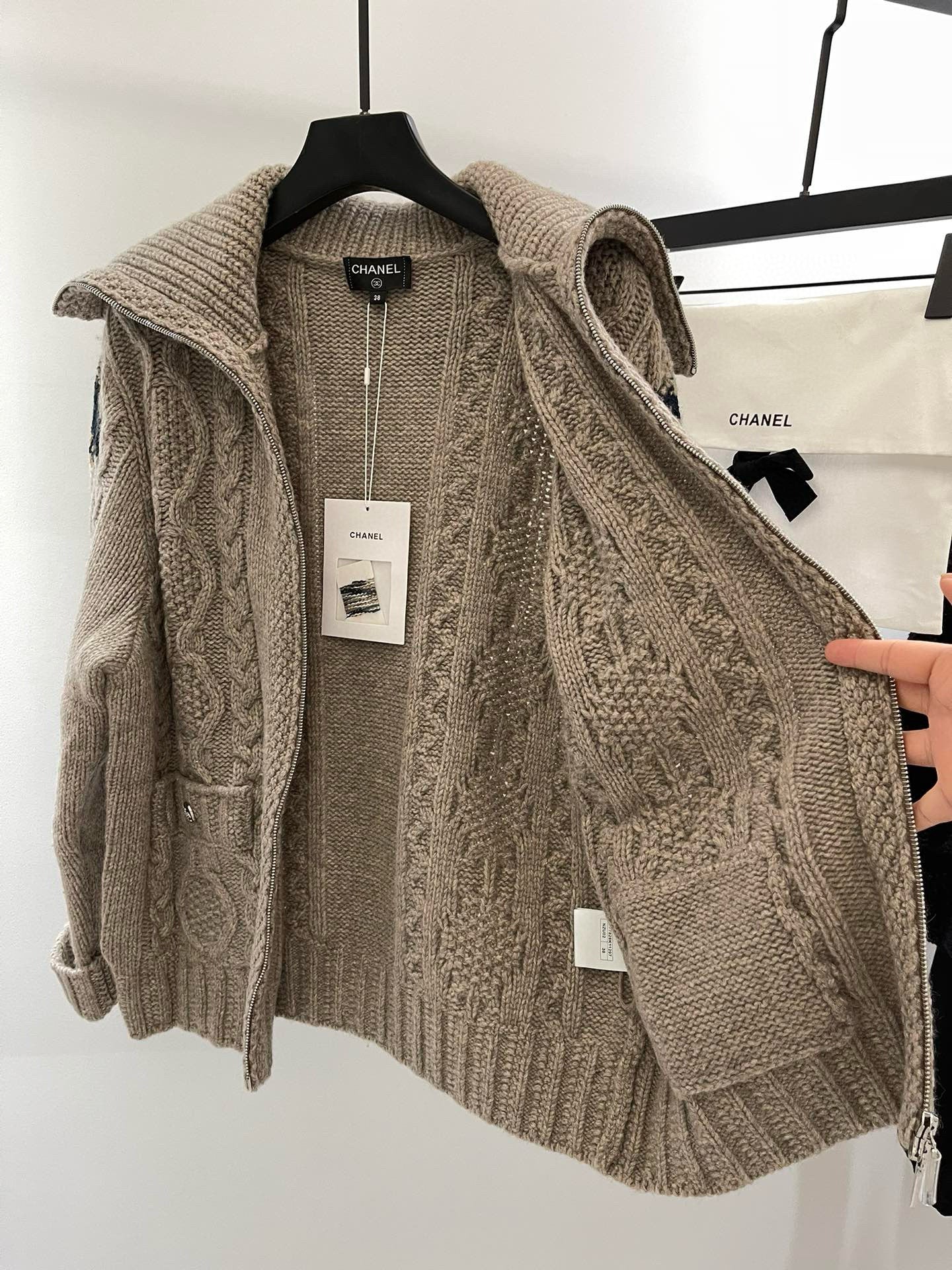 CC CARDIGAN