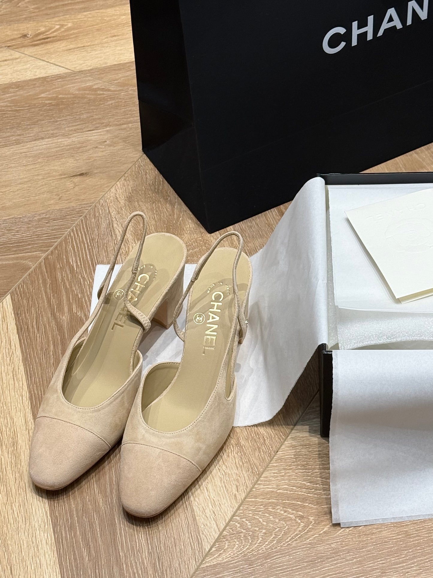 CC SLINGBACK PUMPS