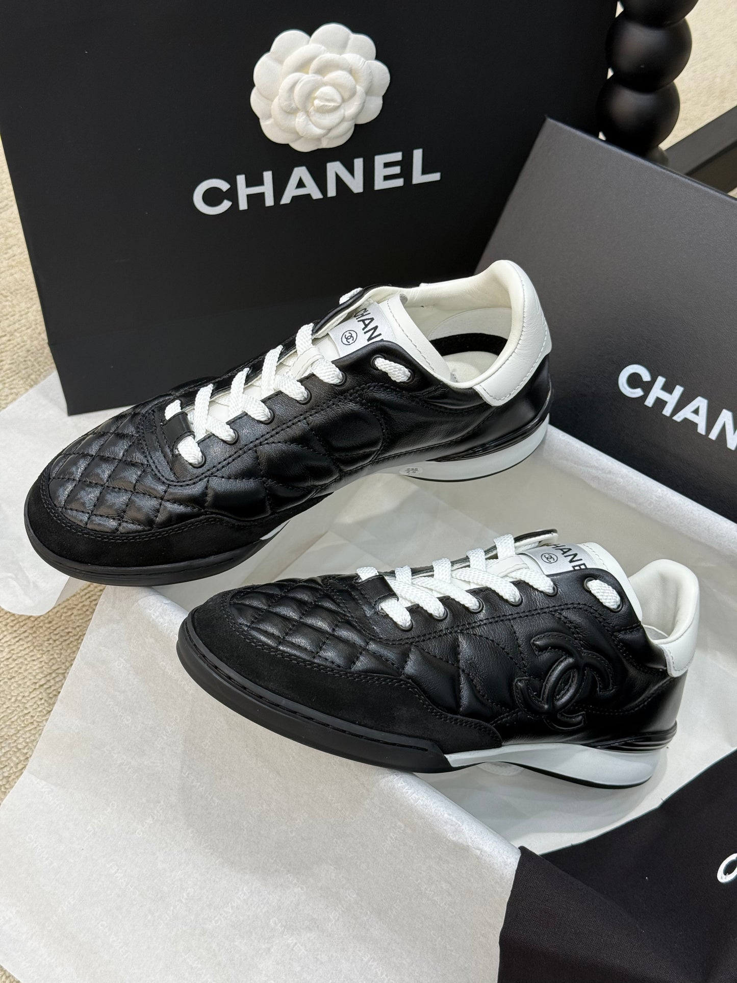 CC SNEAKER