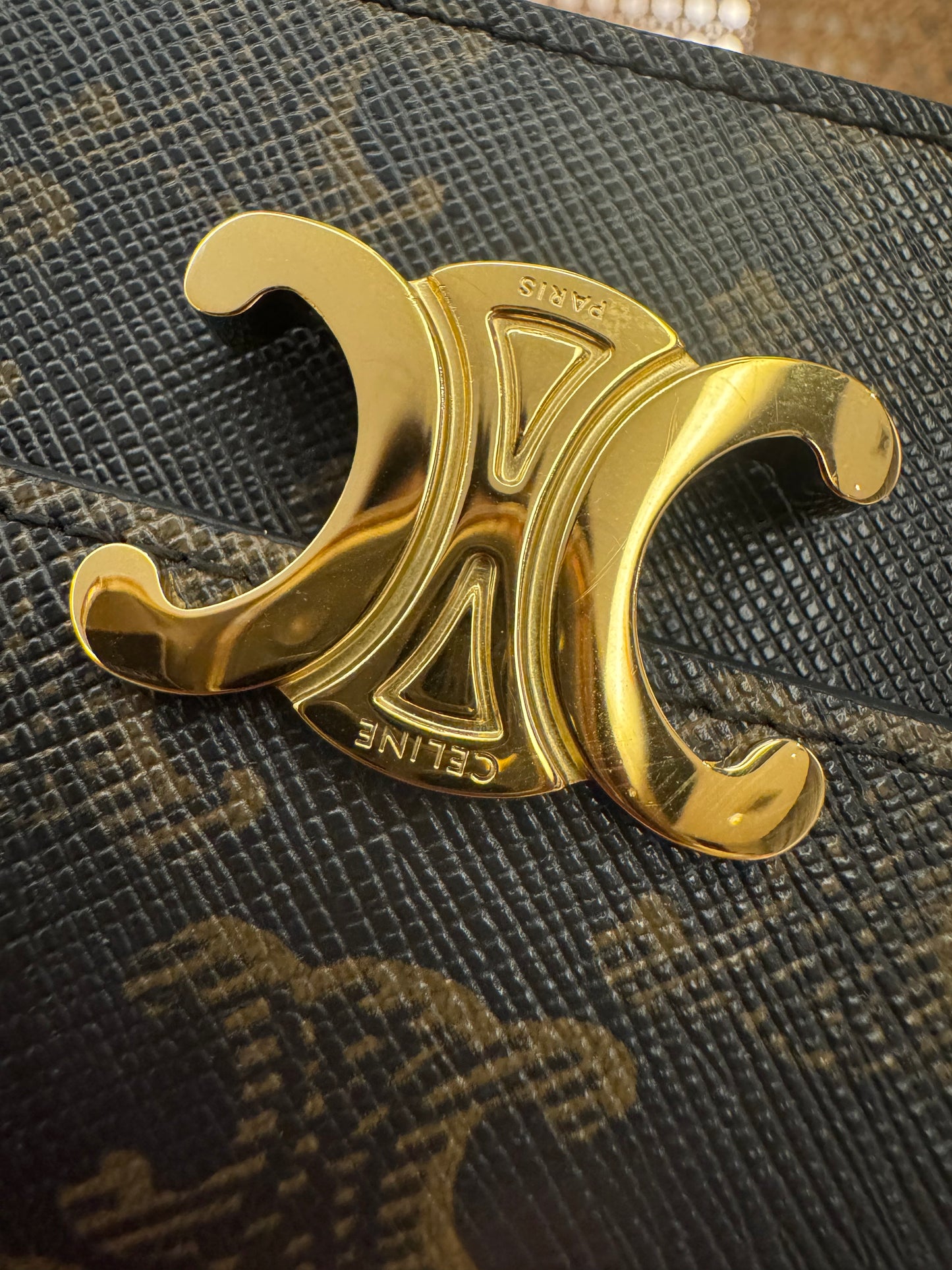 CEL BUSINESS CARD HOLDER TRIOMPHE