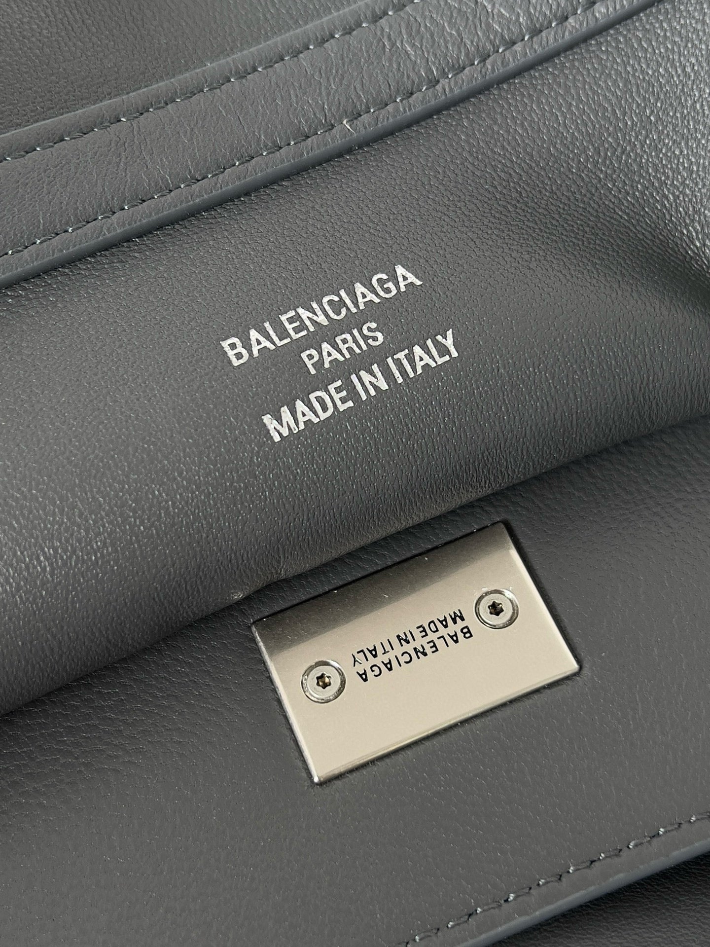 BAL MEDIUM RODEO BAG