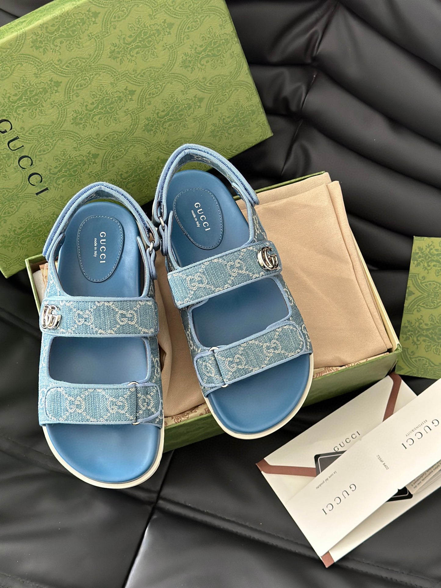 GG SANDALS