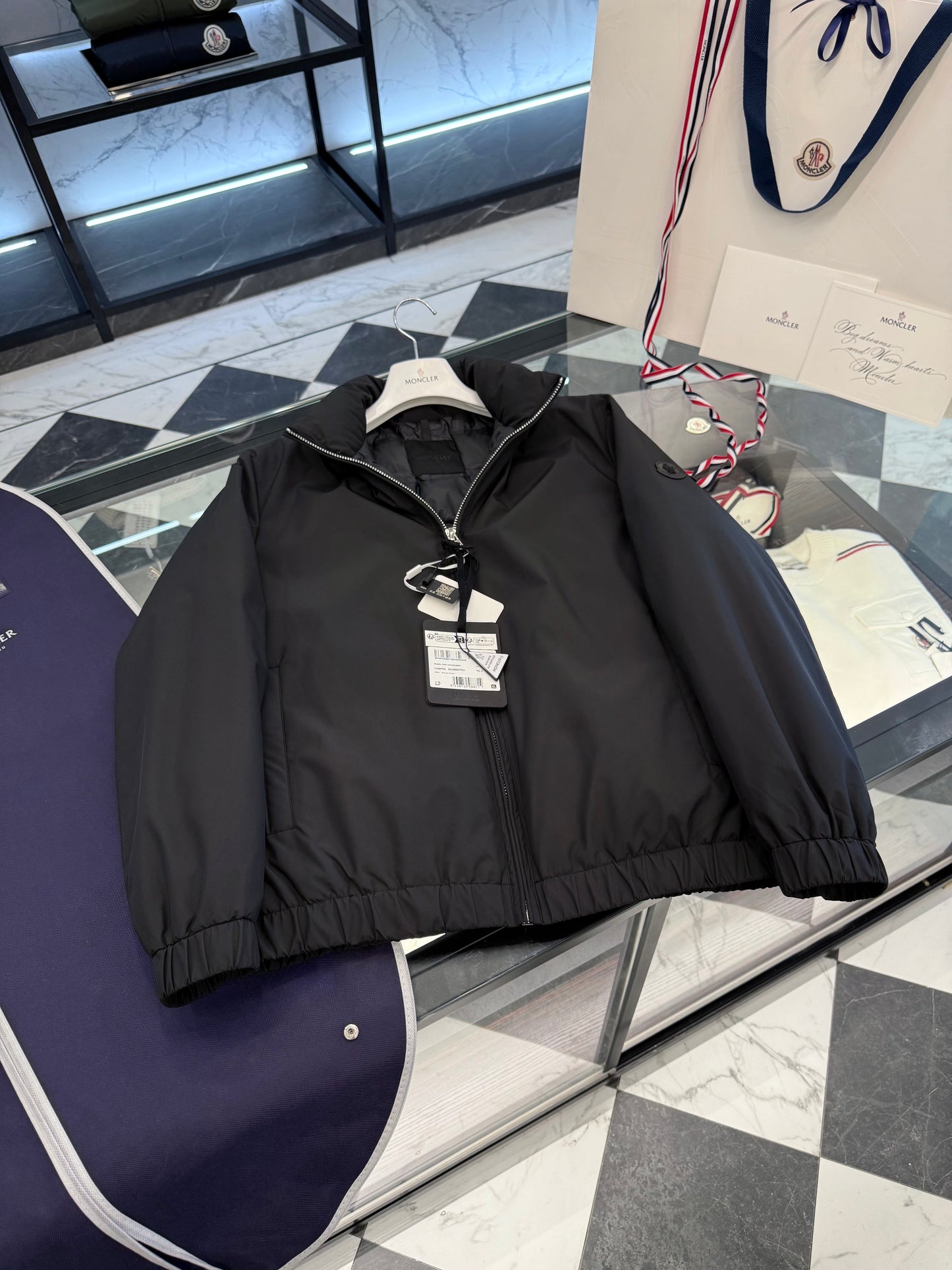 MONC LUSERNA JACKET