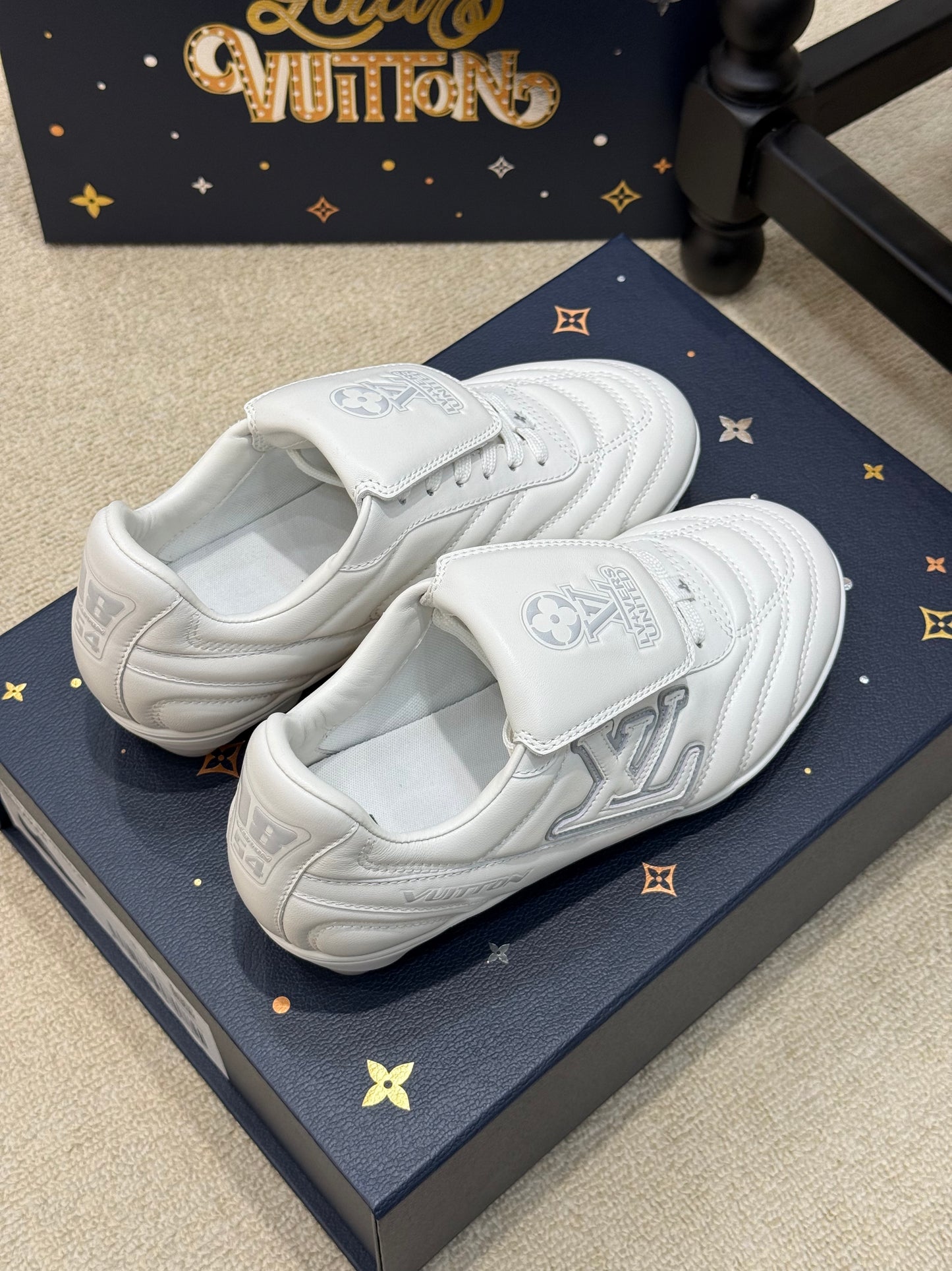 LOU FOOTPRINT SNEAKER