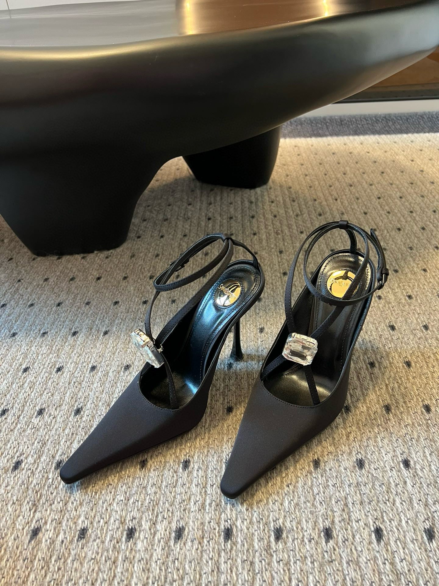 SL HEELS