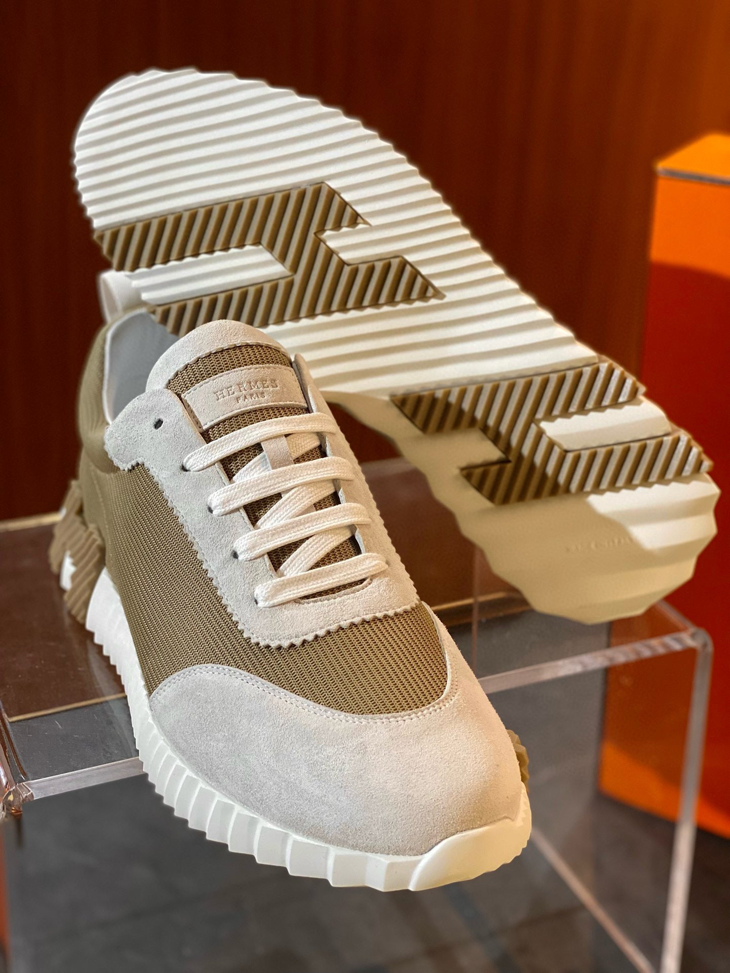 HERM BOUNCING SNEAKERS