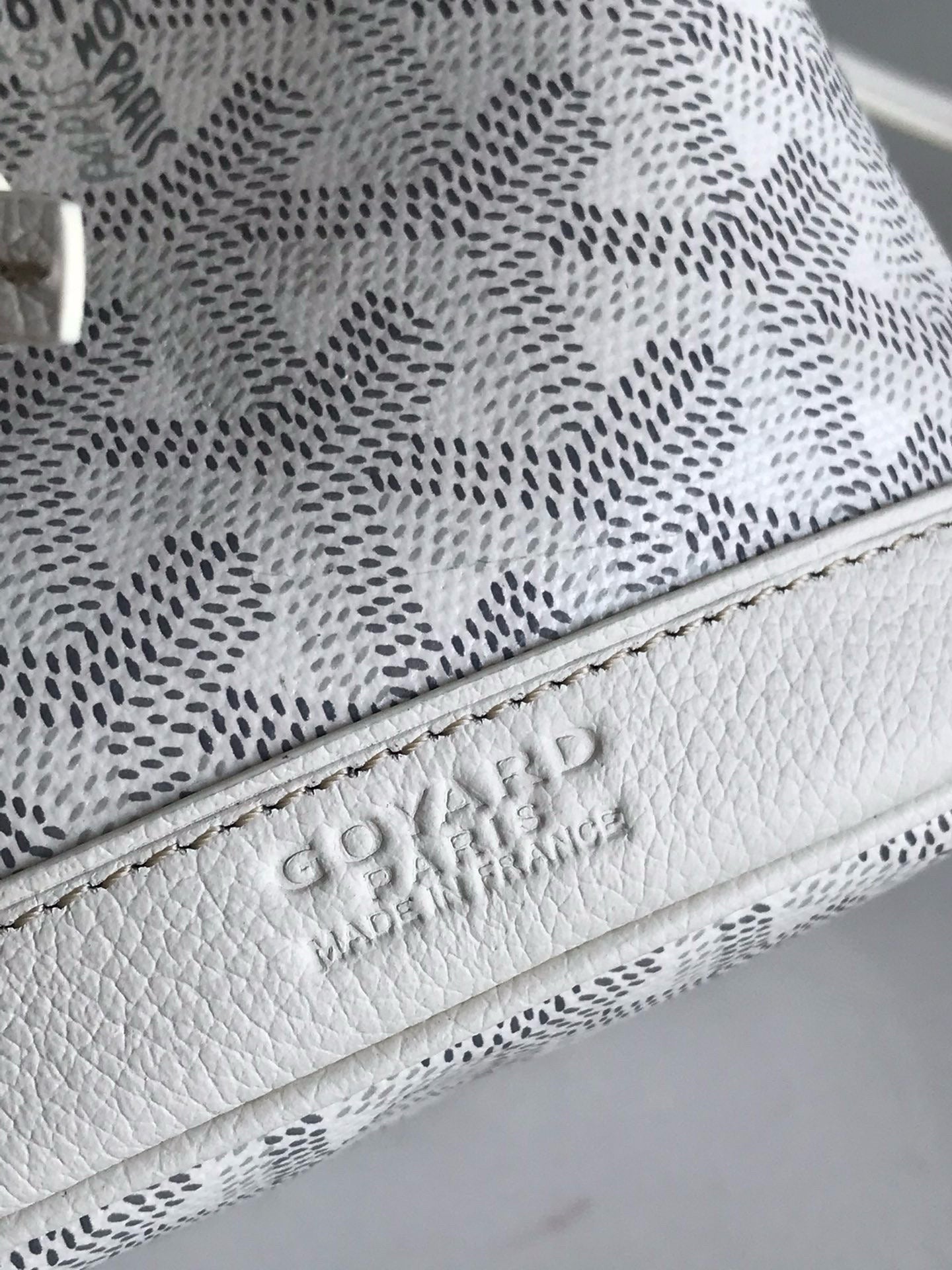 GOYA PETIT FLOT MINI BUCKET BAG