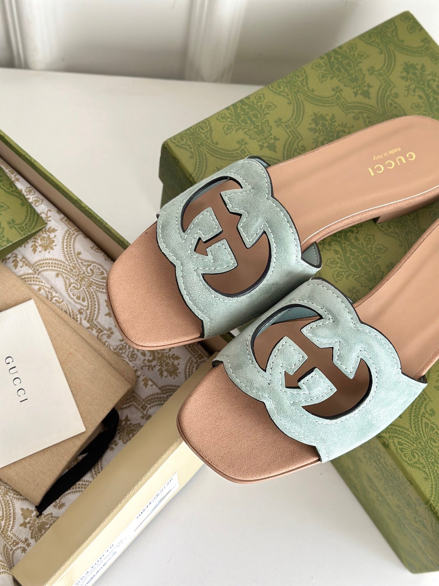 GG CUT OUT SANDALS