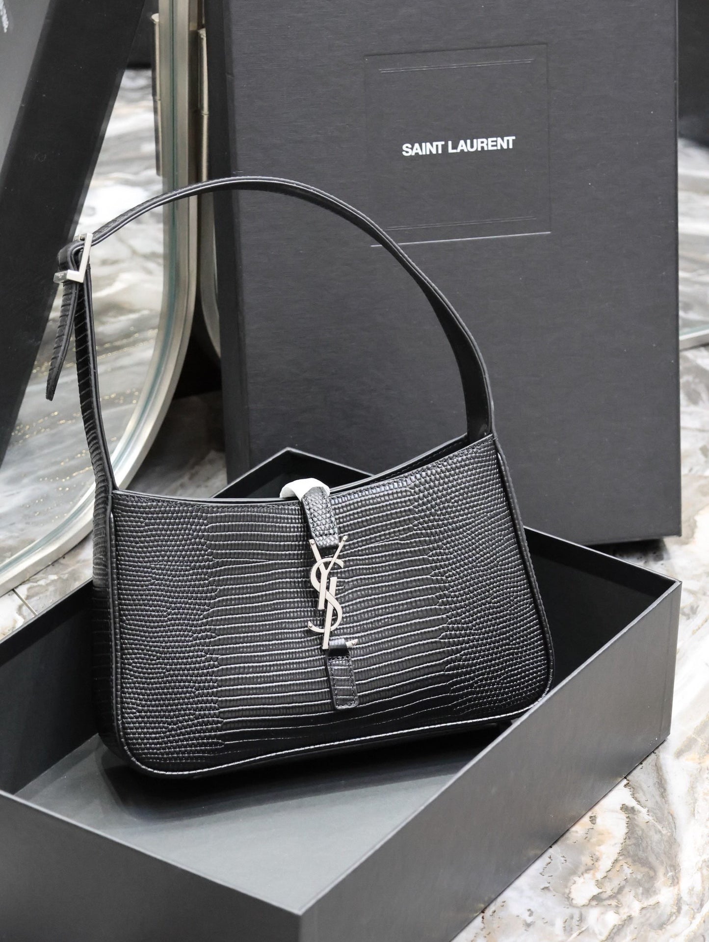 SL LE 5 A 7 HOBO BAG