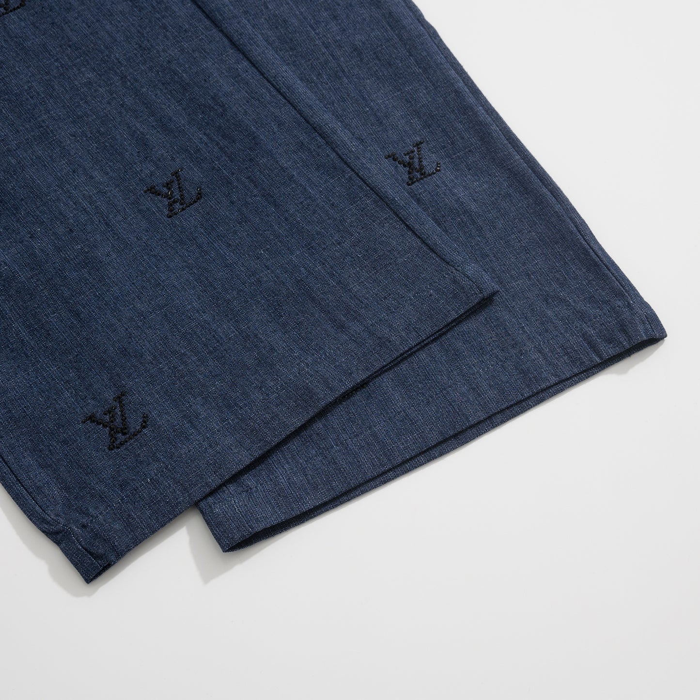 LOU JEANS