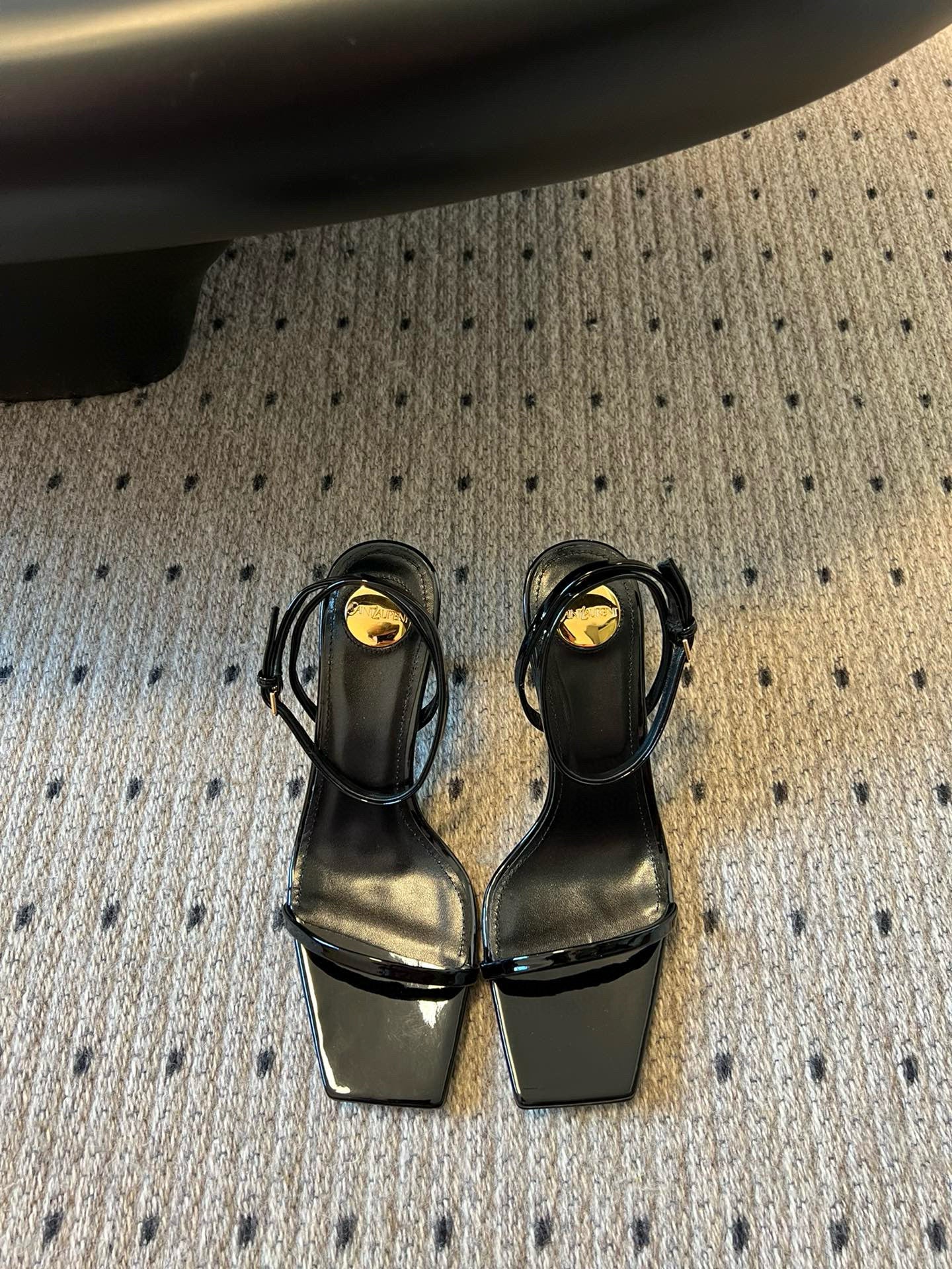 SL HEELS