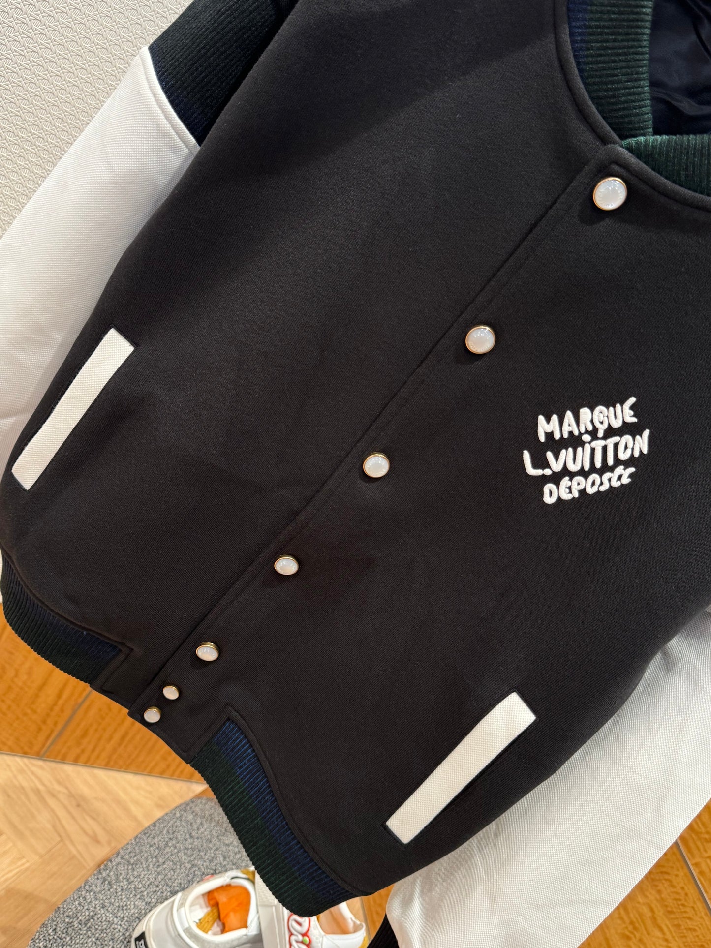 LOU JACKET