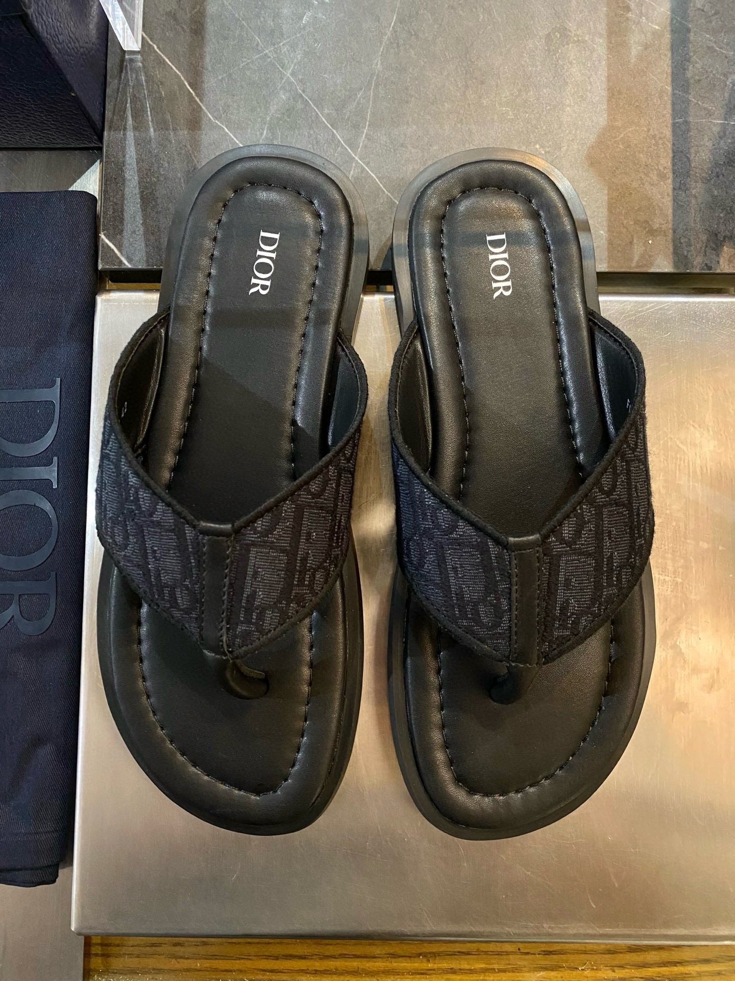 CD ALIAS SANDALS