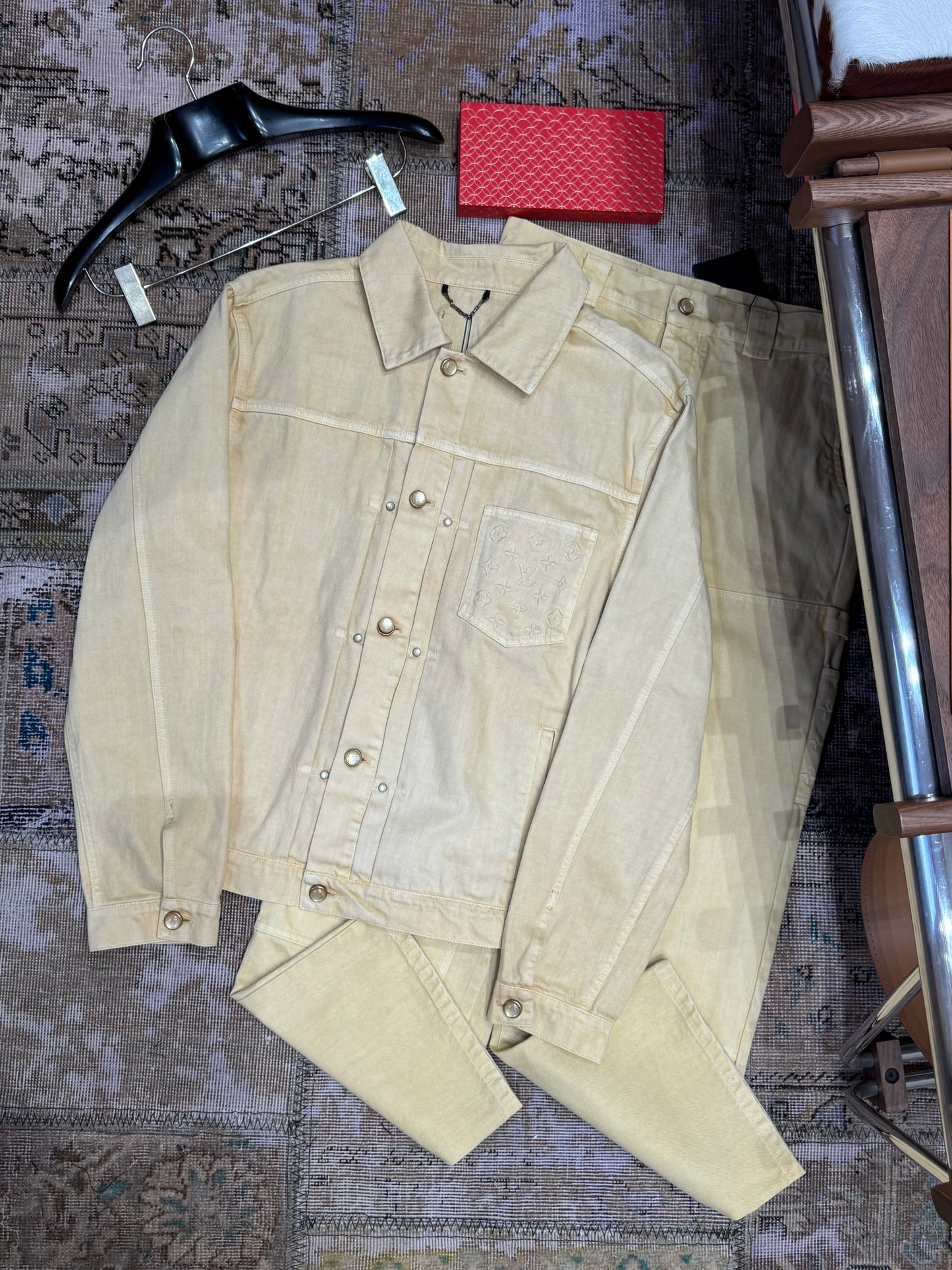 LOU DENIM JACKET