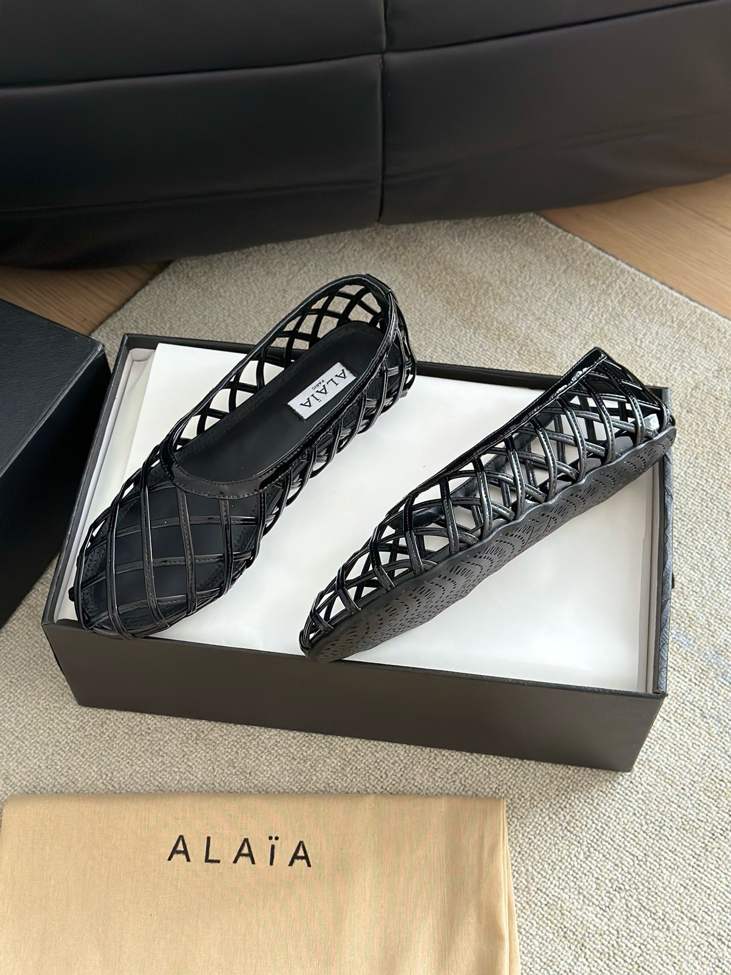 ALAIA BALLET FLATS