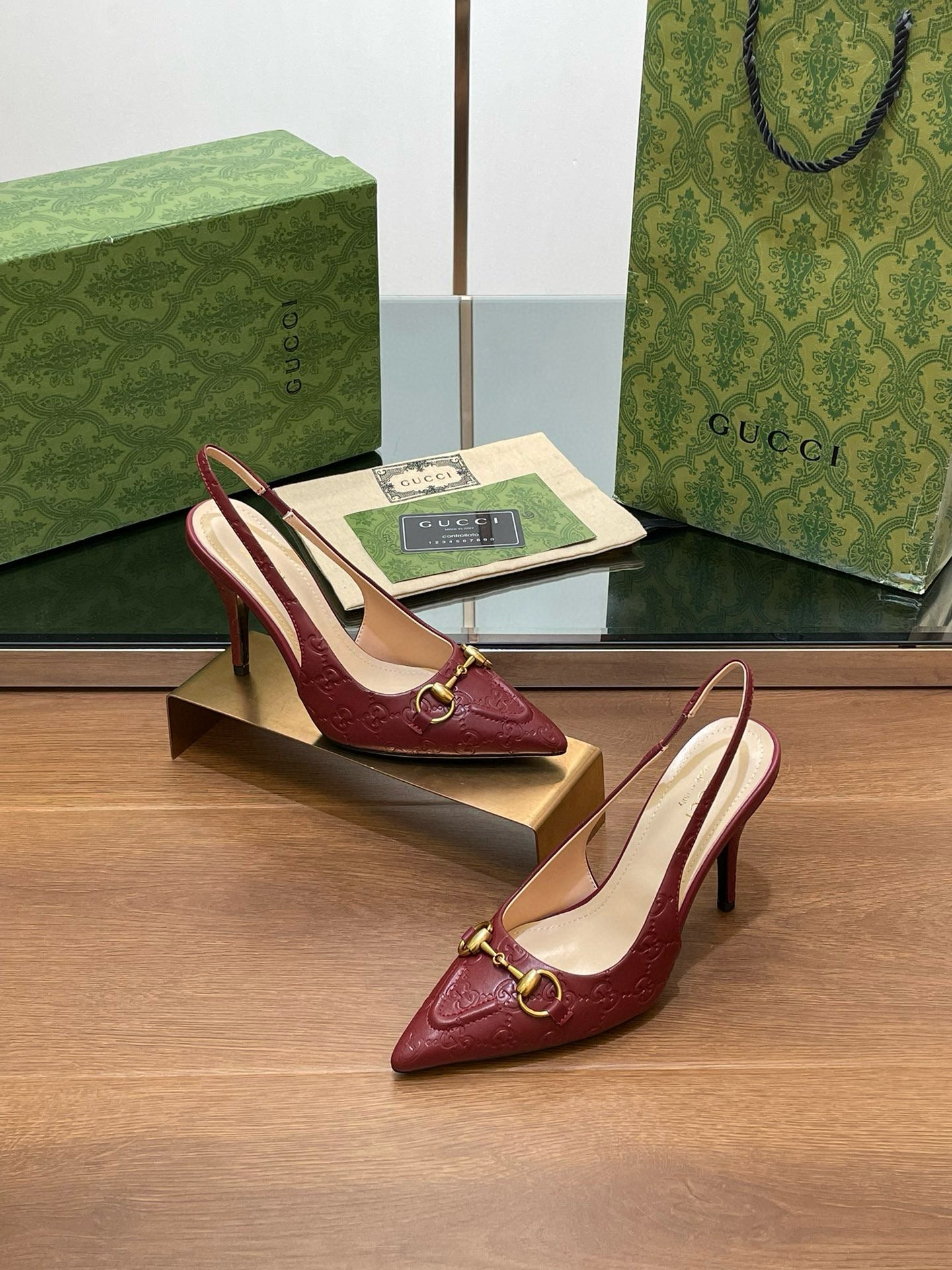 GG HEELS