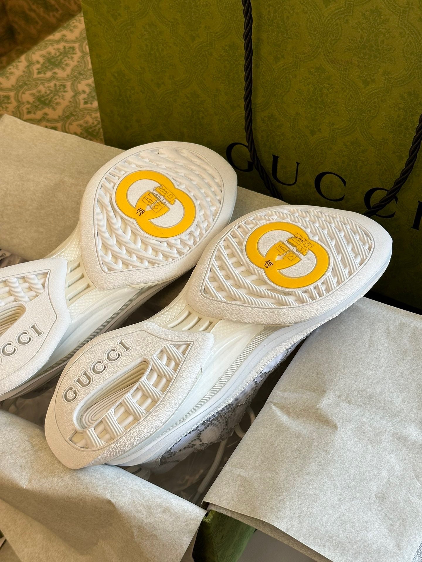 GG RUN TRAINERS