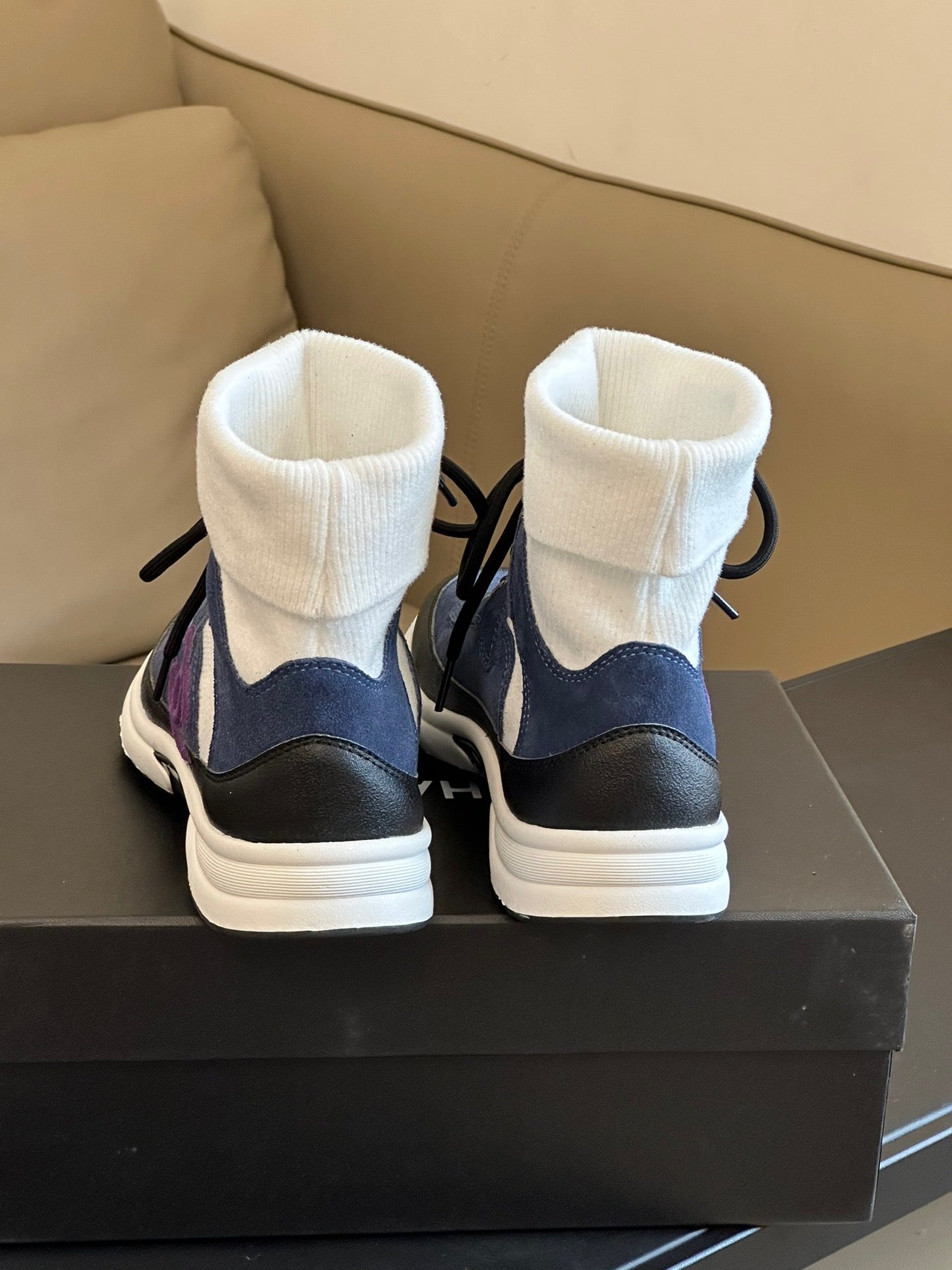 CC TRAINERS
