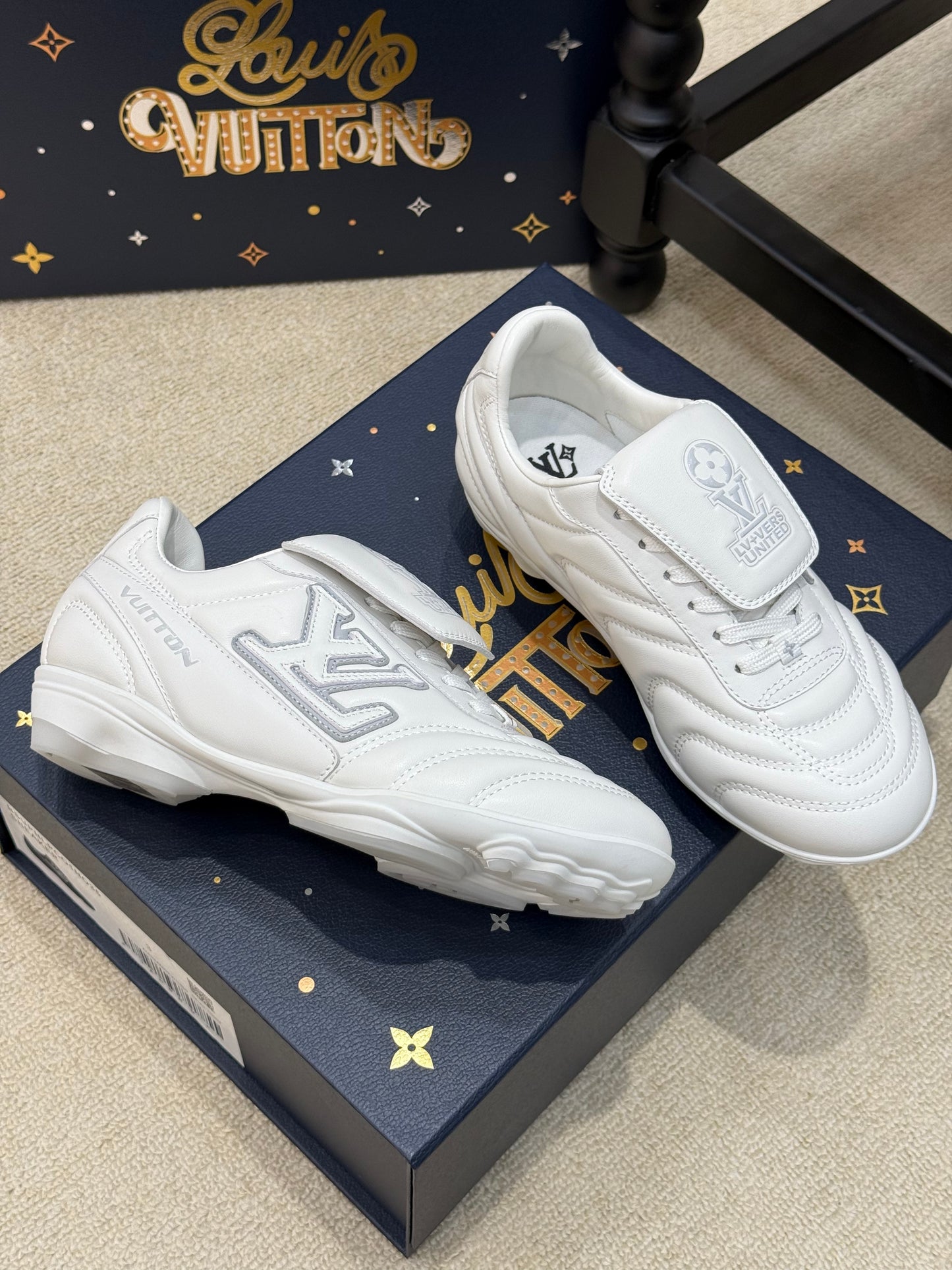 LOU FOOTPRINT SNEAKER