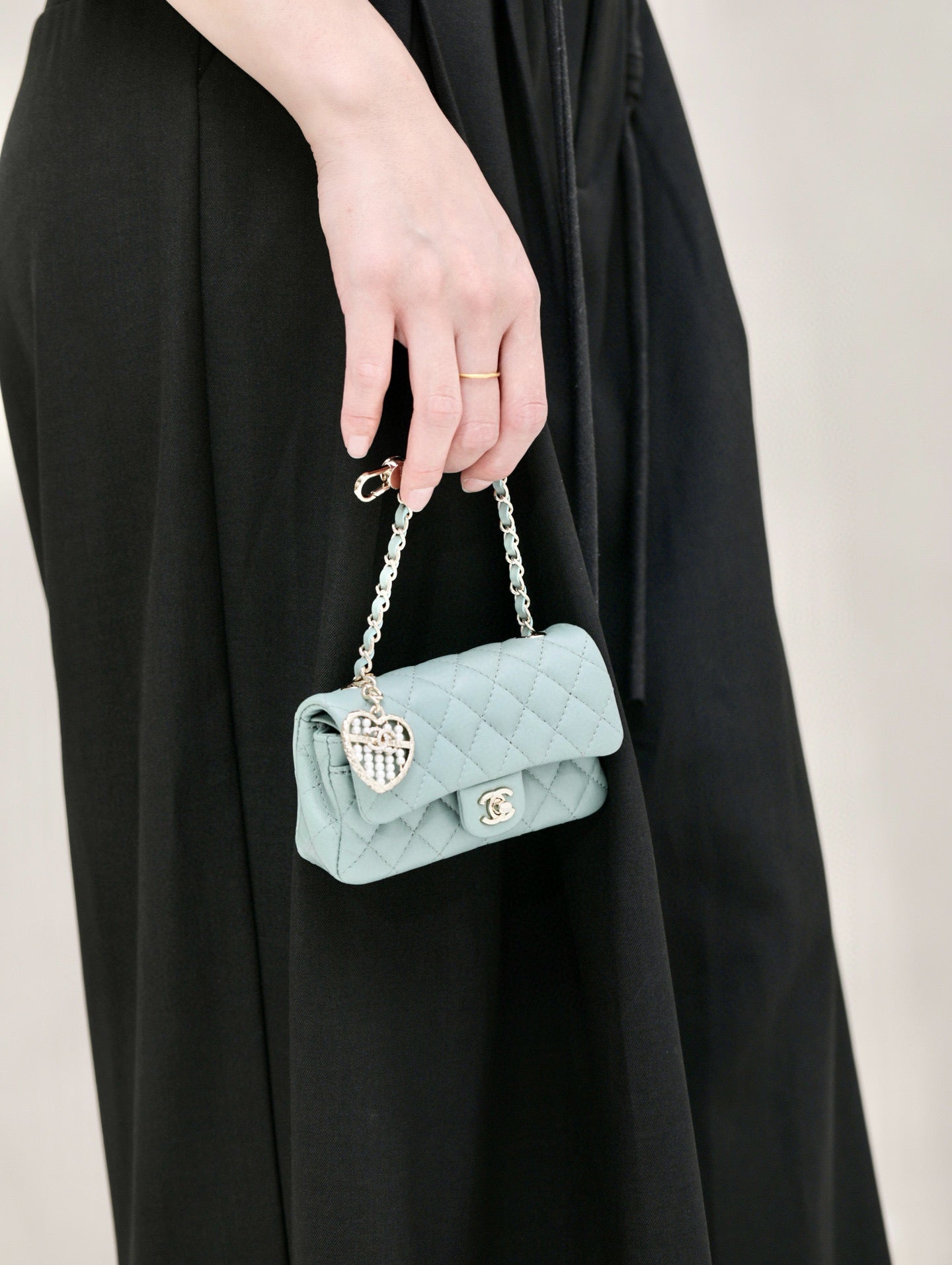 CC 25A MINI CLASSIC FLAP BAG