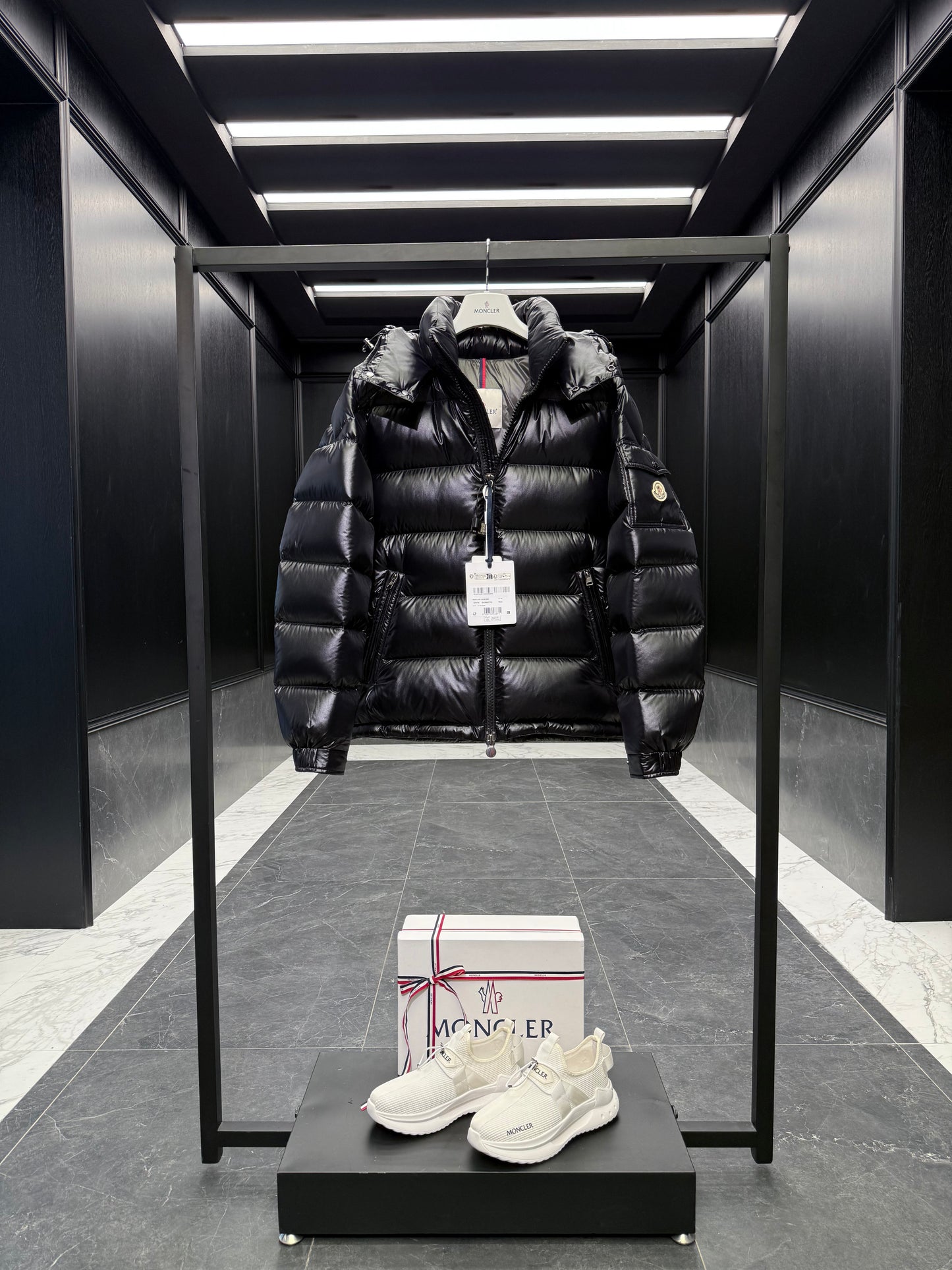 MONC MAYA JACKET