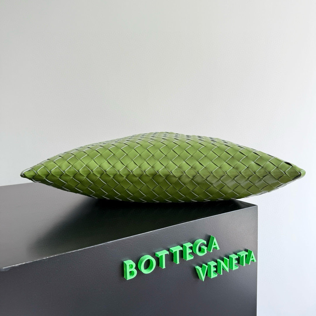 BOTT V SMALL HOP BAG