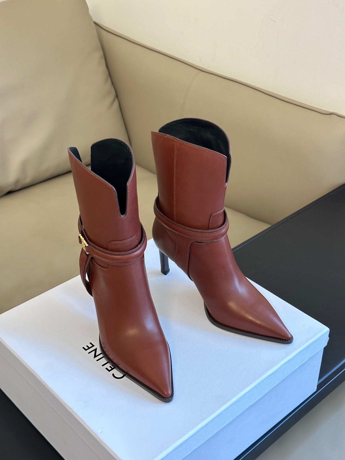 CEL BOOTS