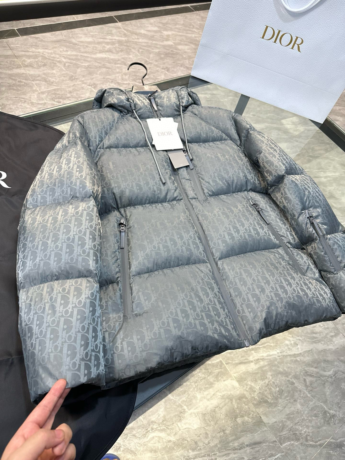 CD OBLIQUE JACKET