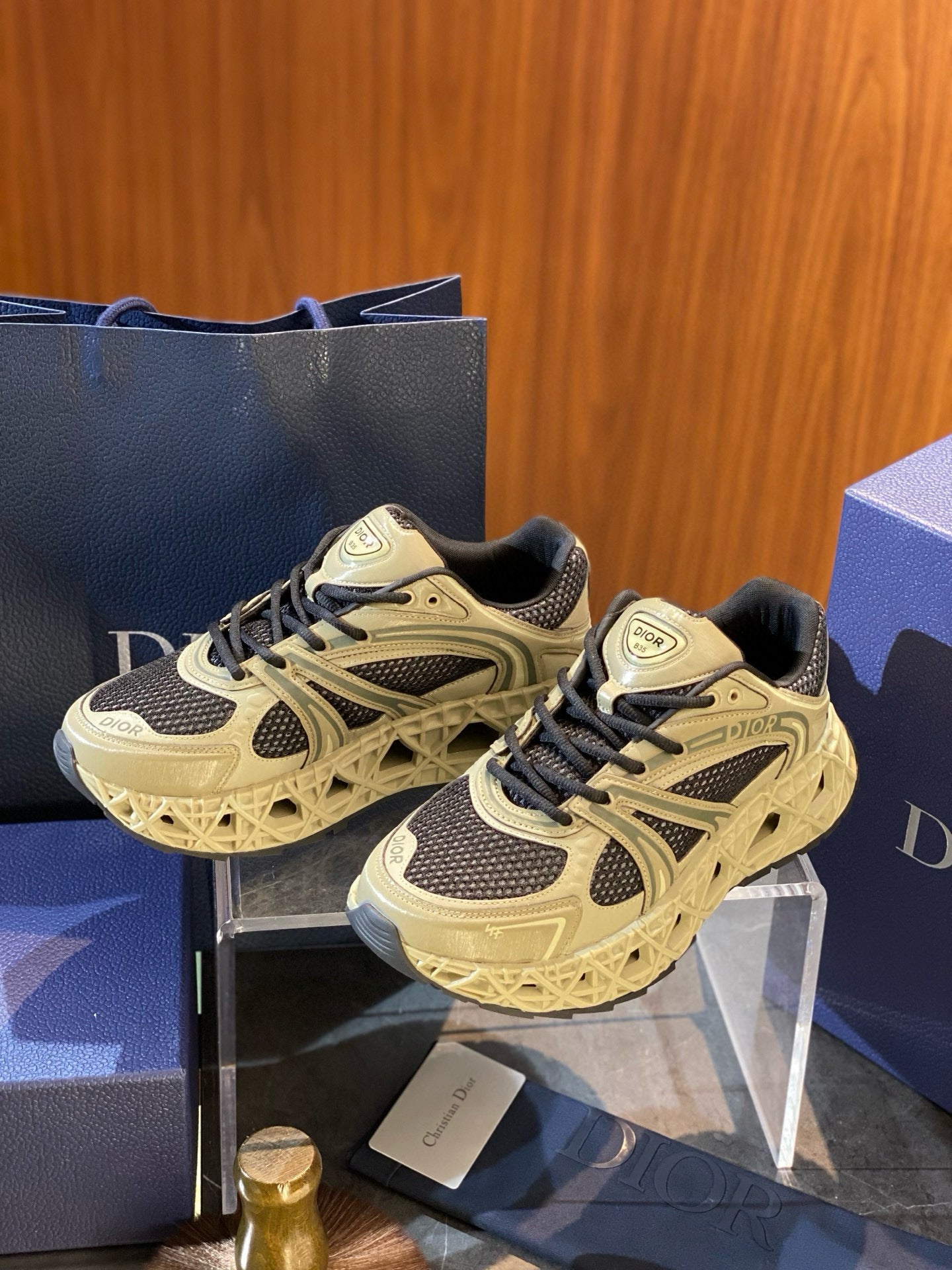 CD B35 SNEAKER
