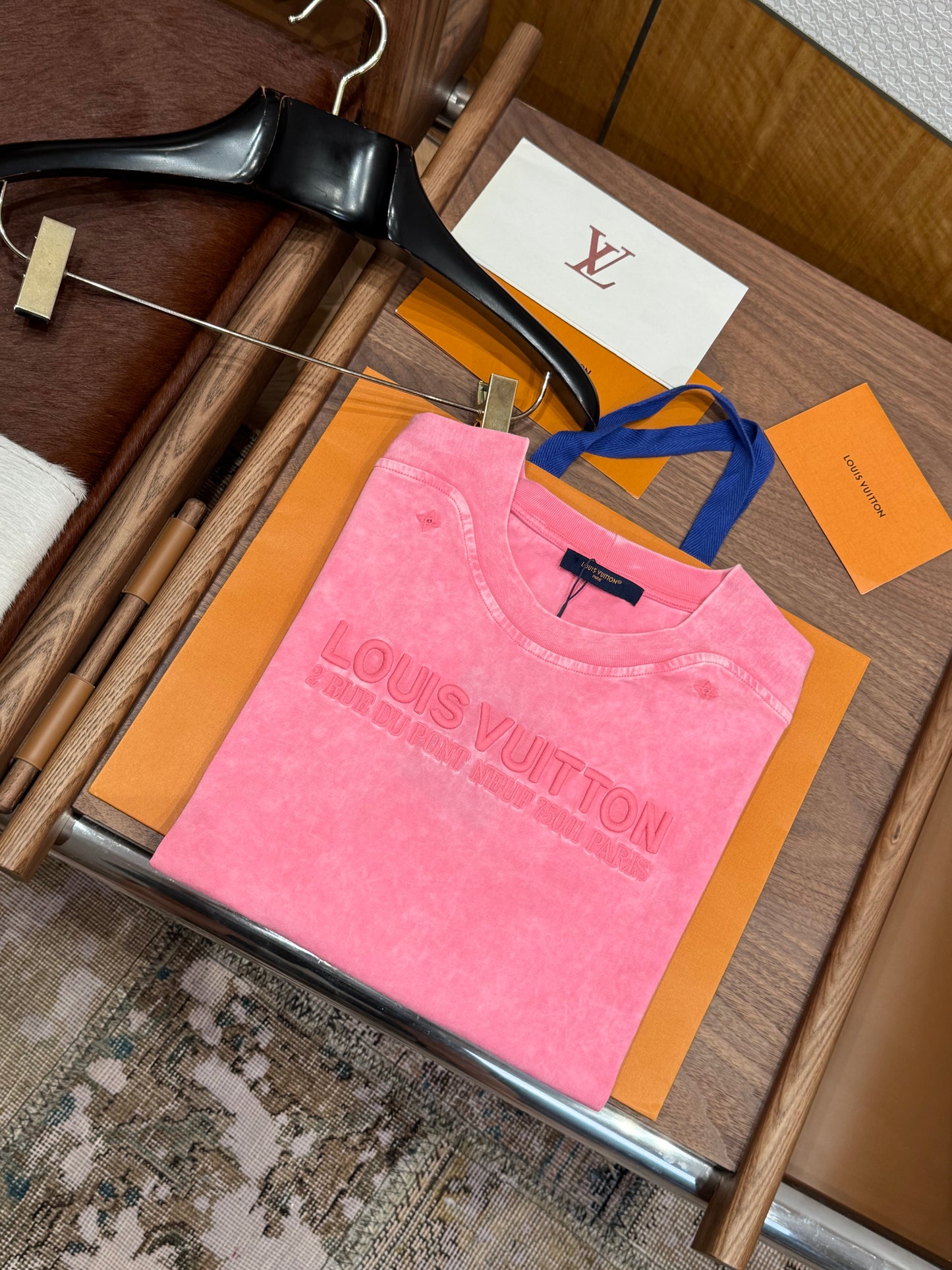 LOU T-SHIRT