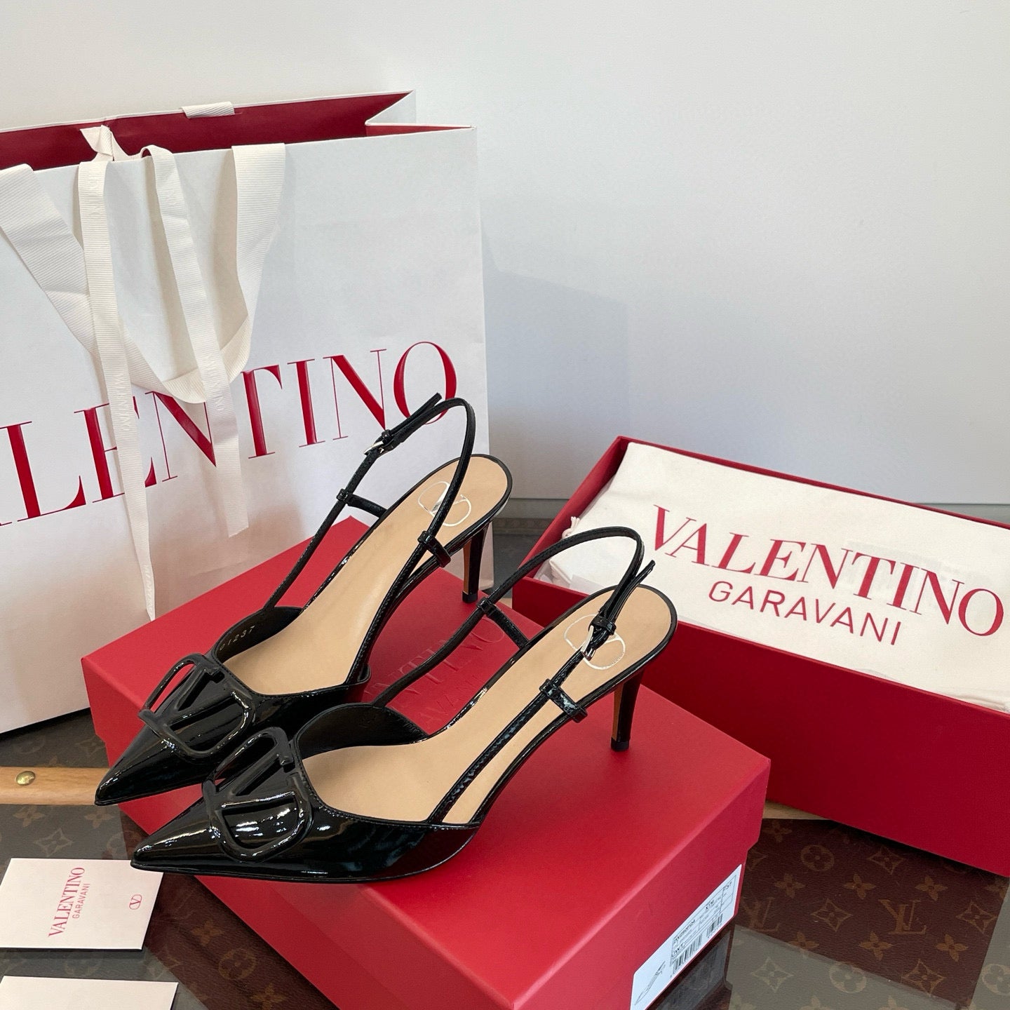 VAL HEELS