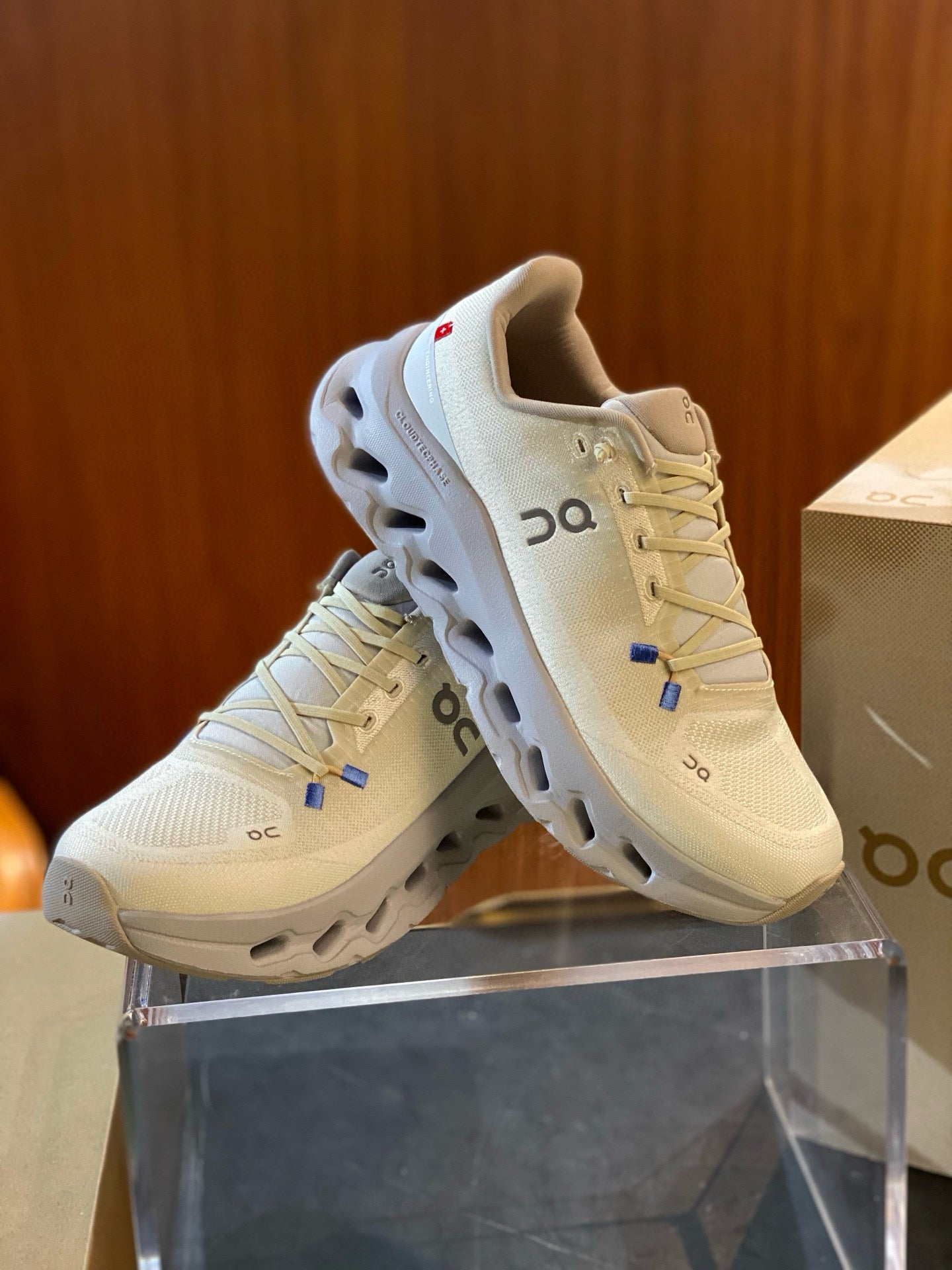 LOEW CLOUDLIT SNEAKER