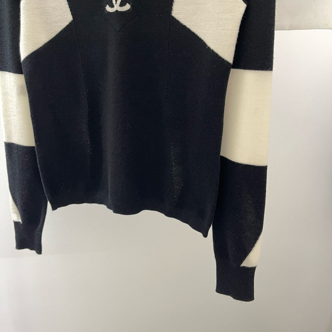 CC KNIT HOODIE