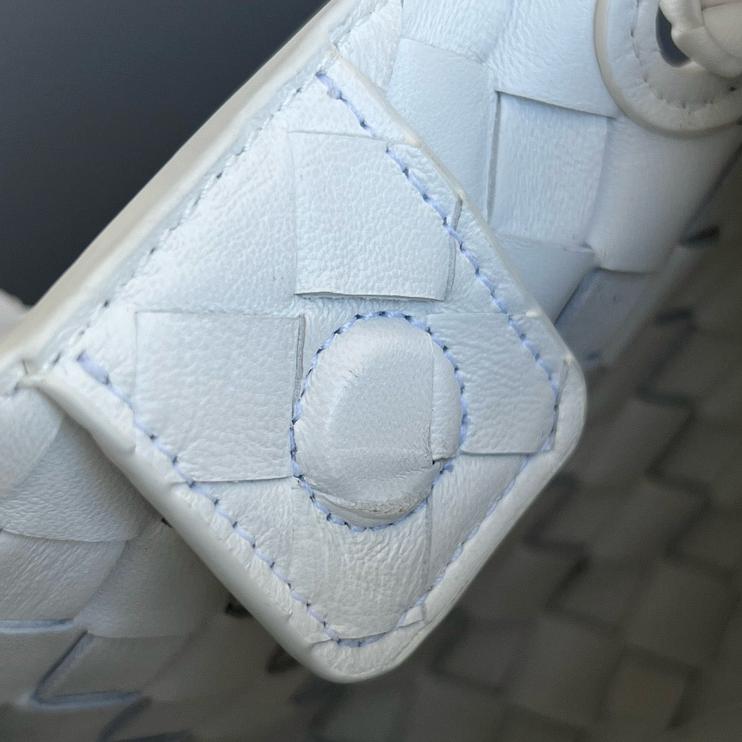 BOTT SMALL PARACHUTE CHAIN BAG