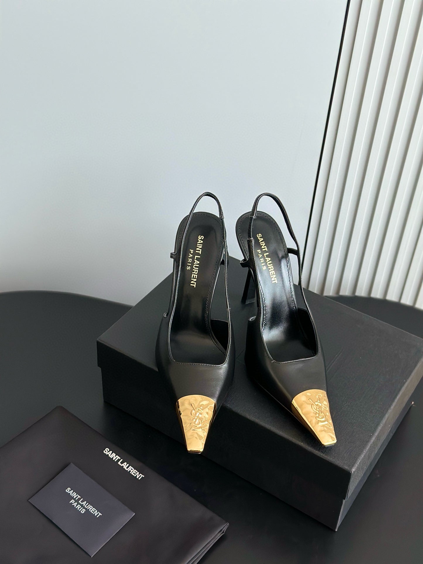 SL HEELS