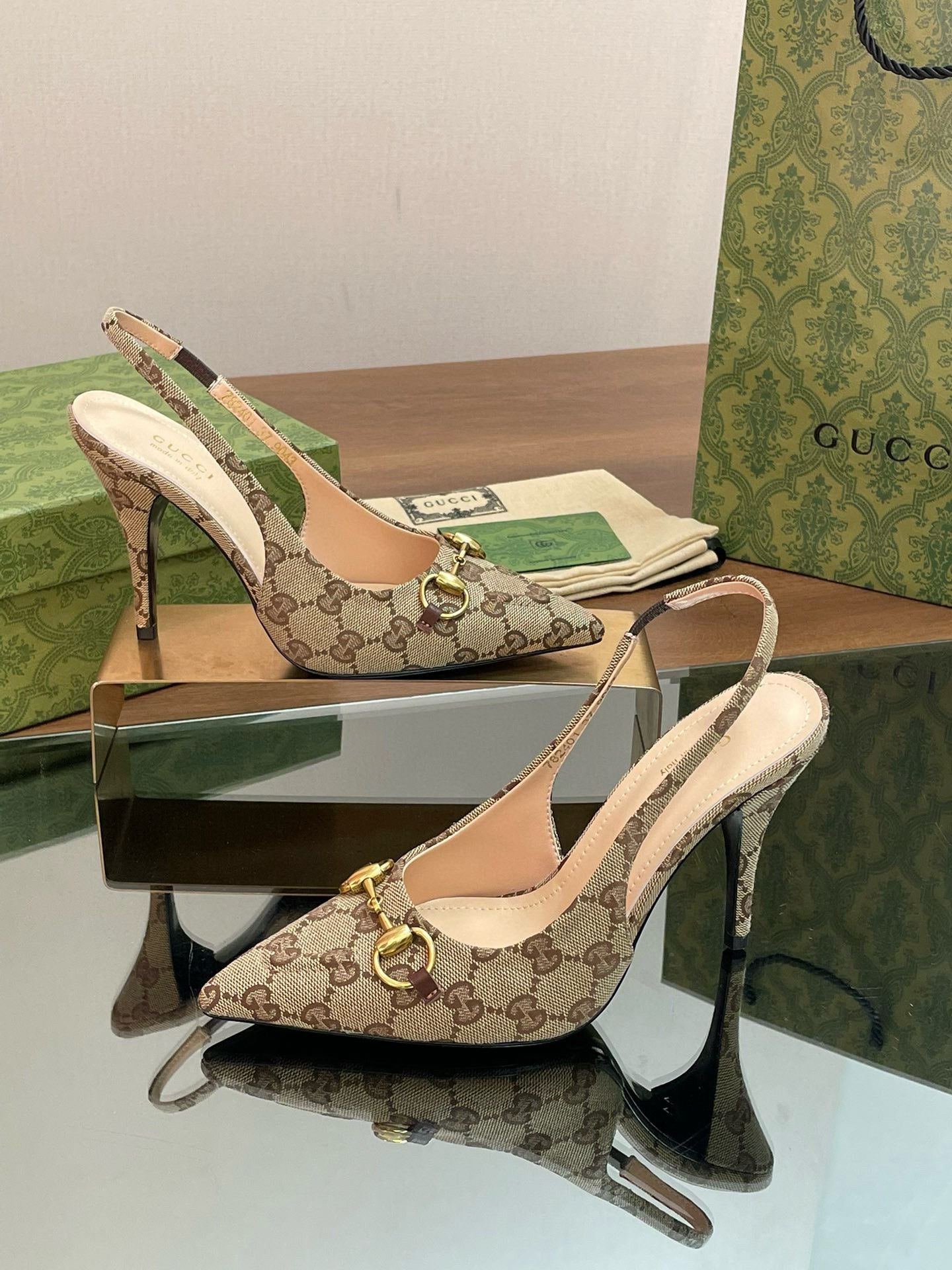 GG HEELS