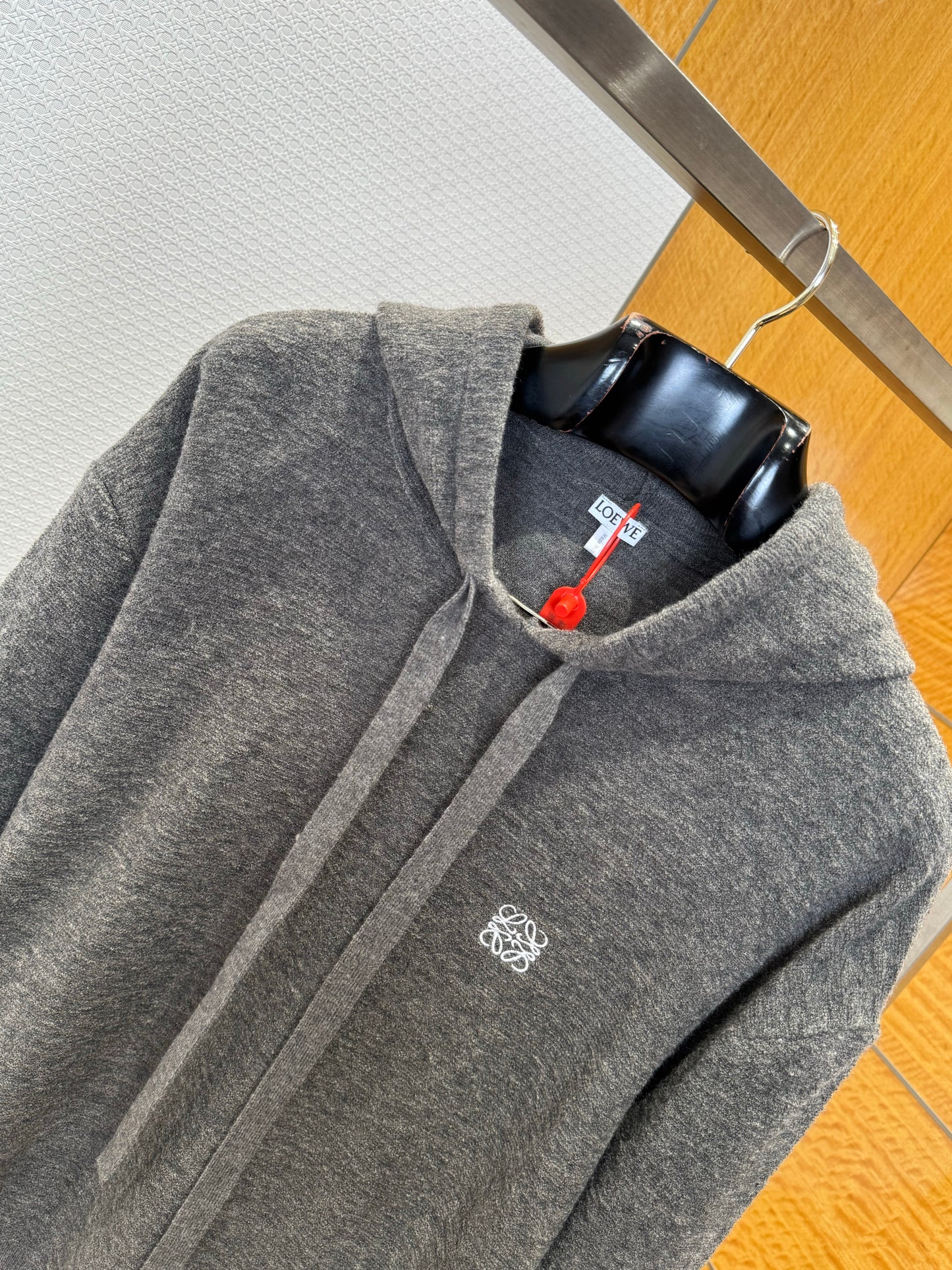 LOEW HOODIE