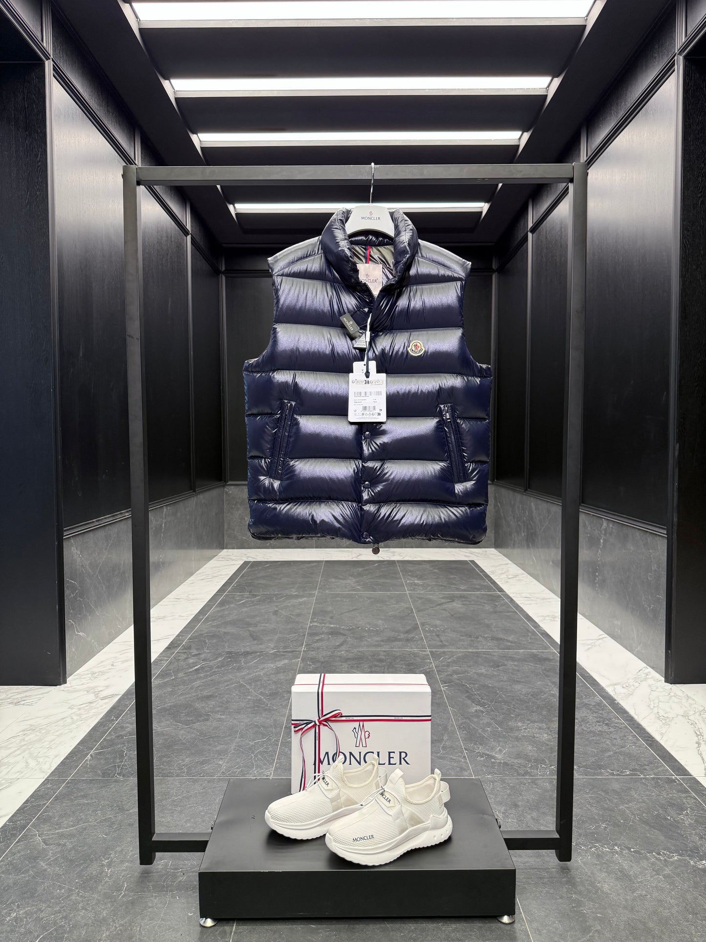 MONC TIBB VEST