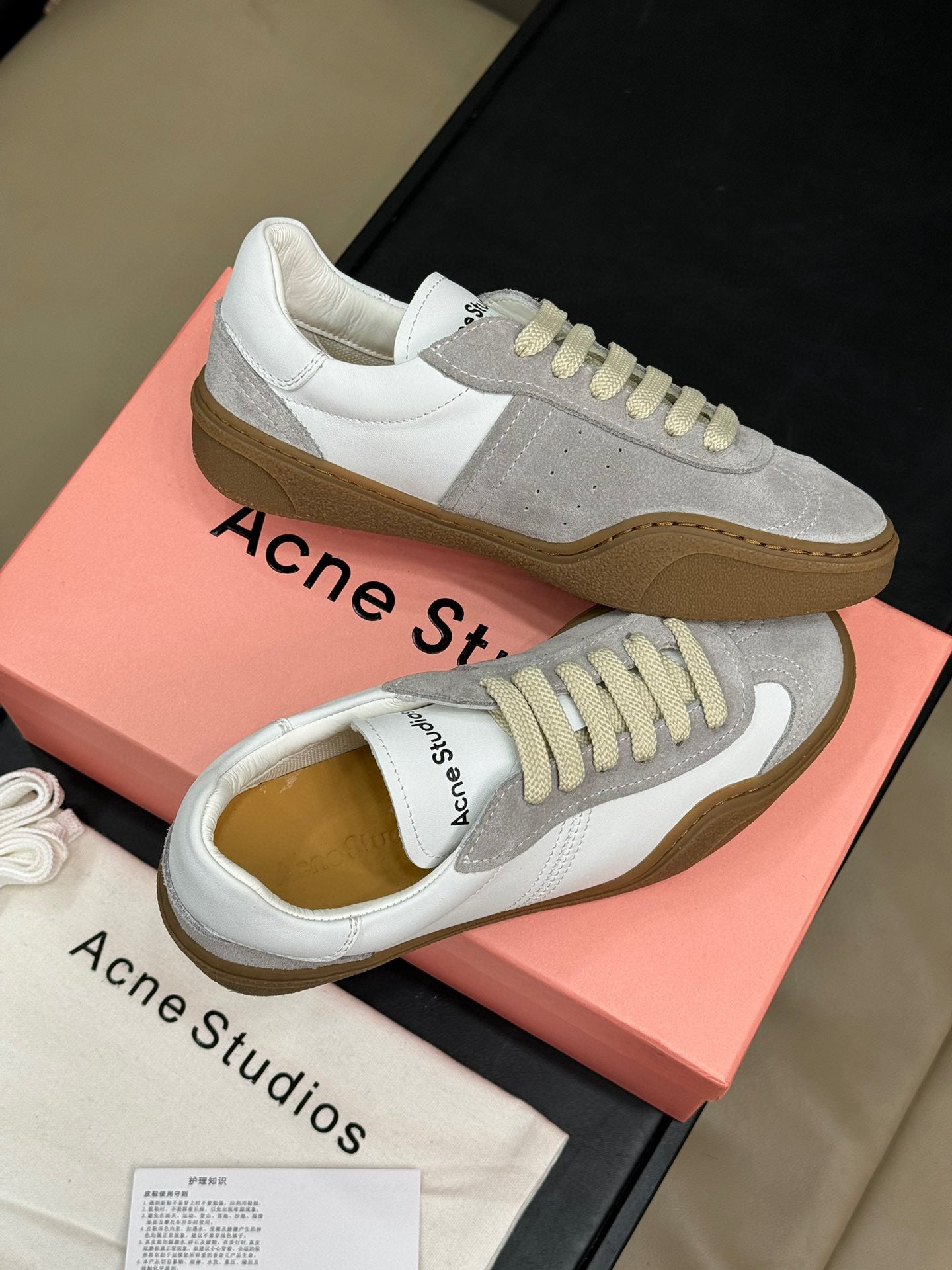 ACNE TRAINERS
