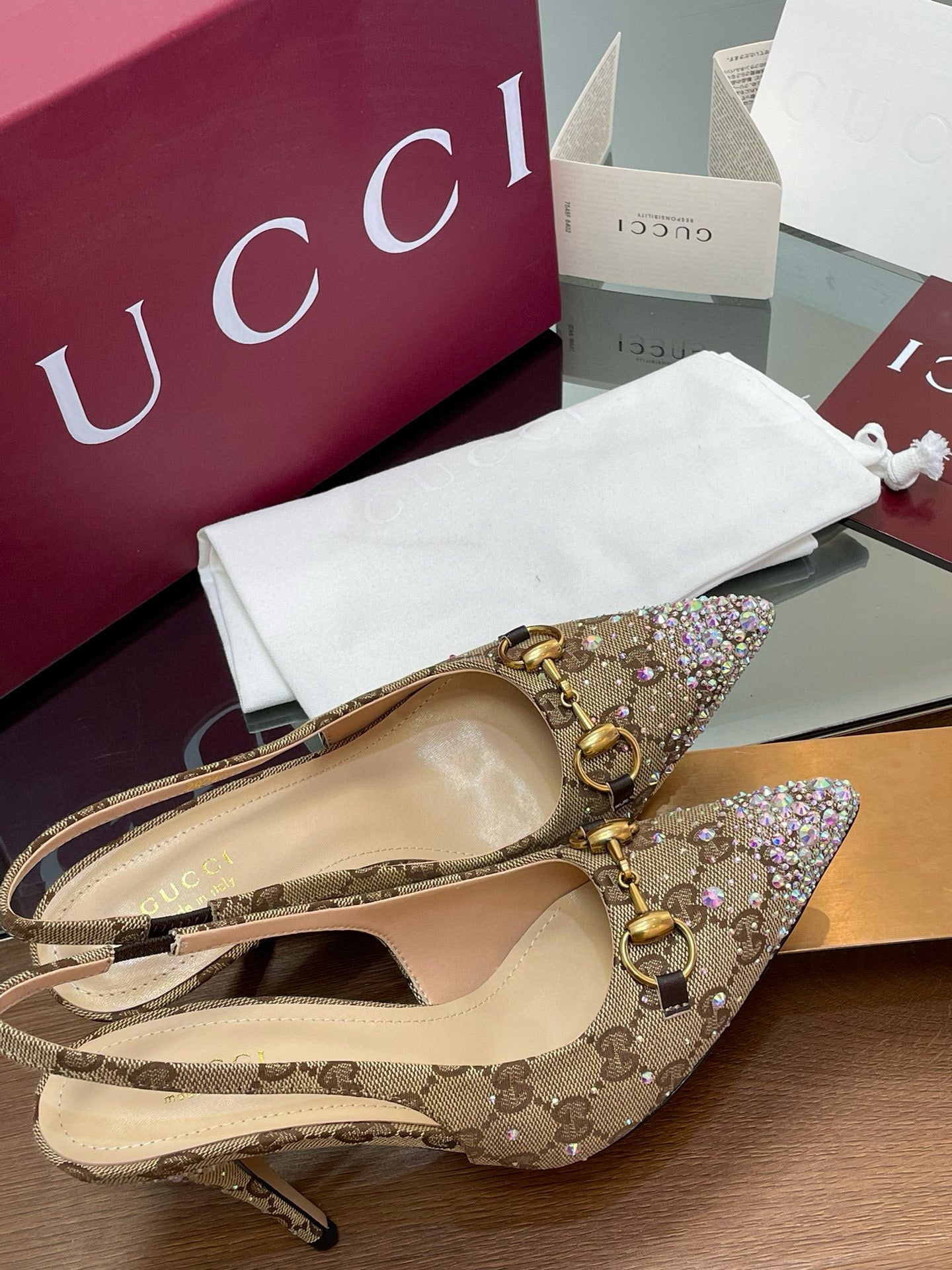 GG HEELS