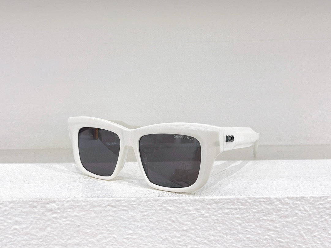 CD SUNGLASSES