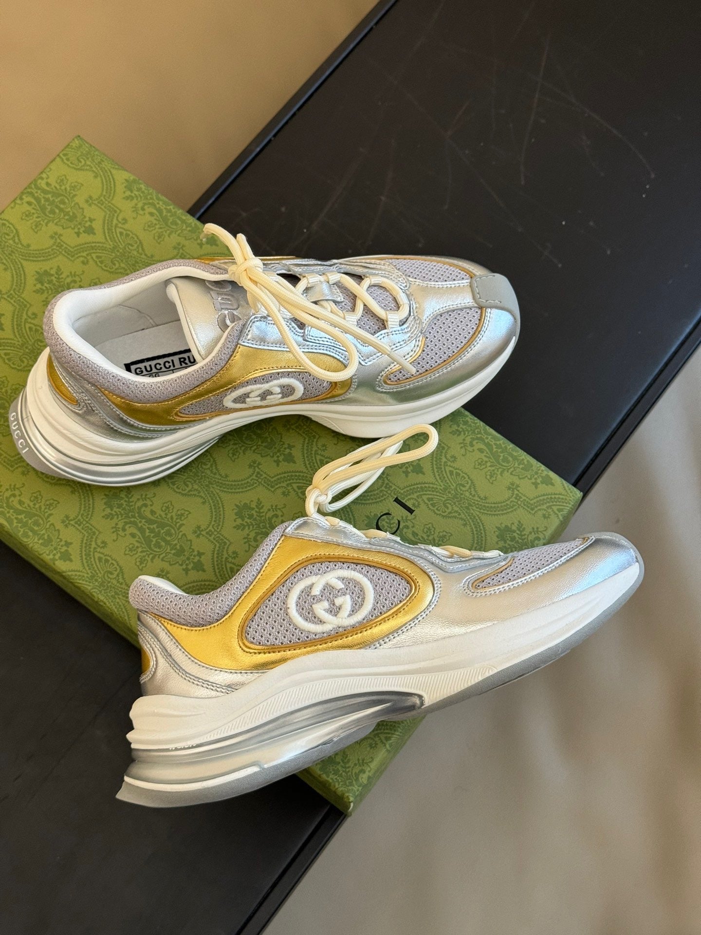 GG RUN TRAINERS