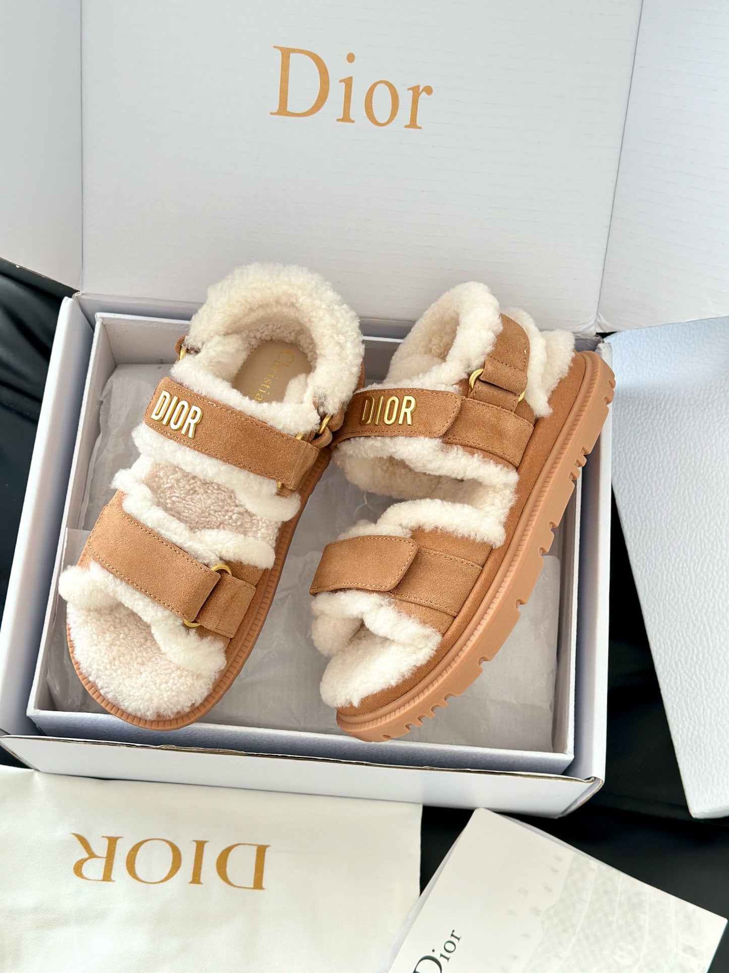 CD SANDALS