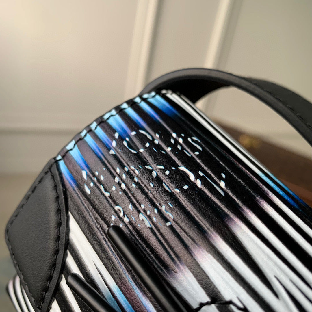LOU MICRO STEAMER BAG
