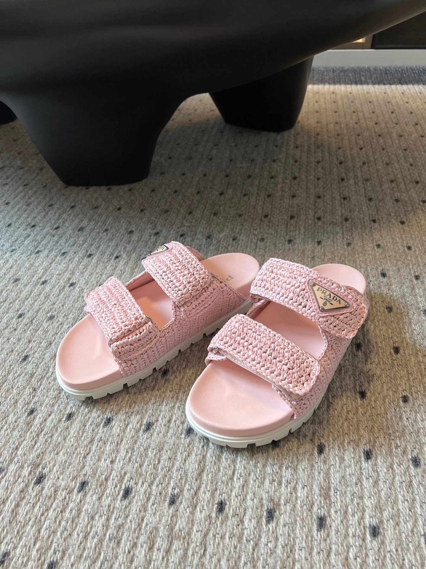 PD SANDALS