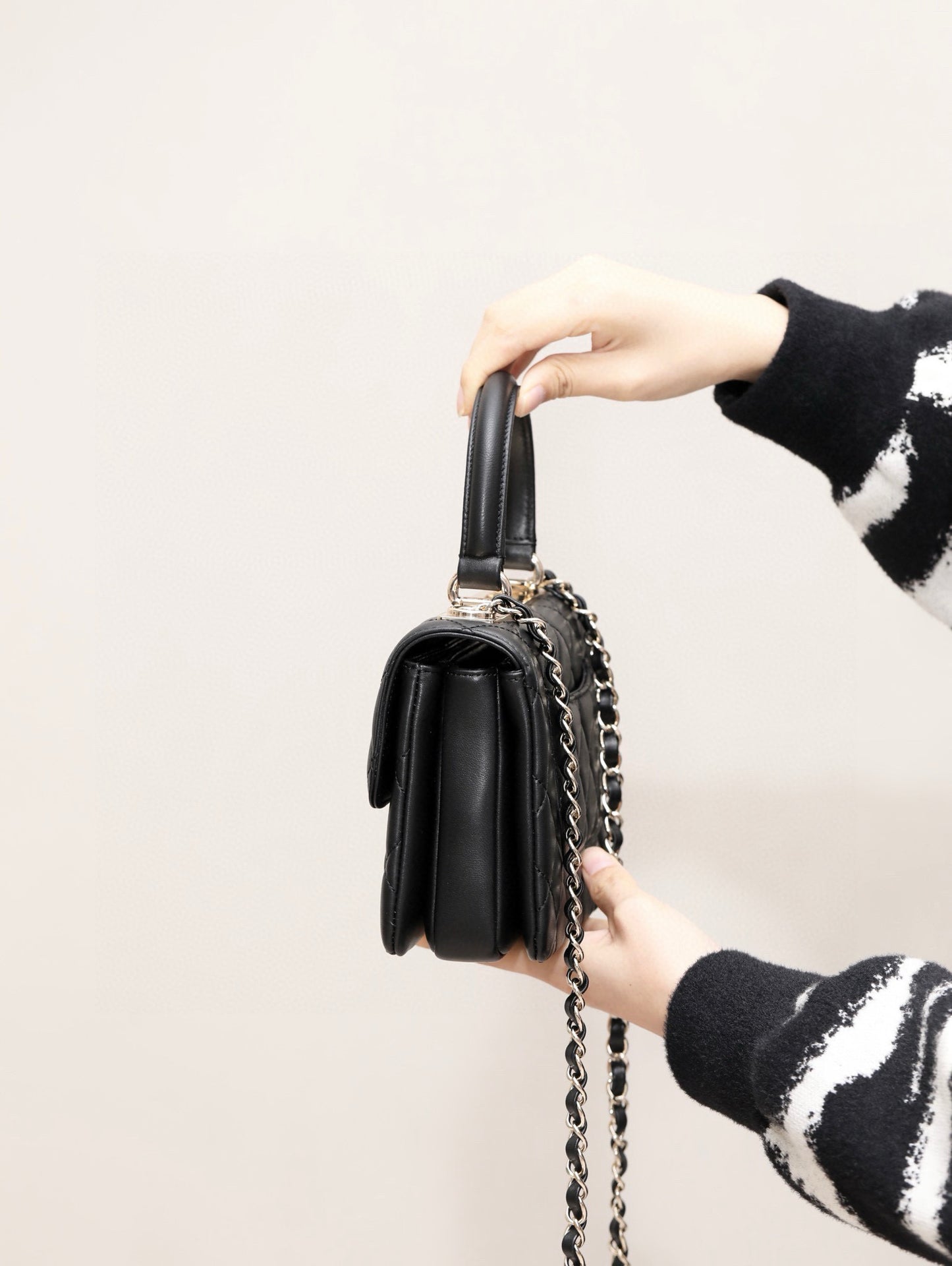 CC 24C MINI TRENDY BAG