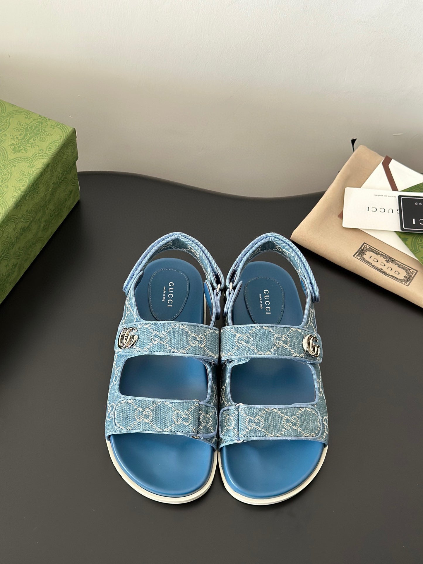 GG SANDALS
