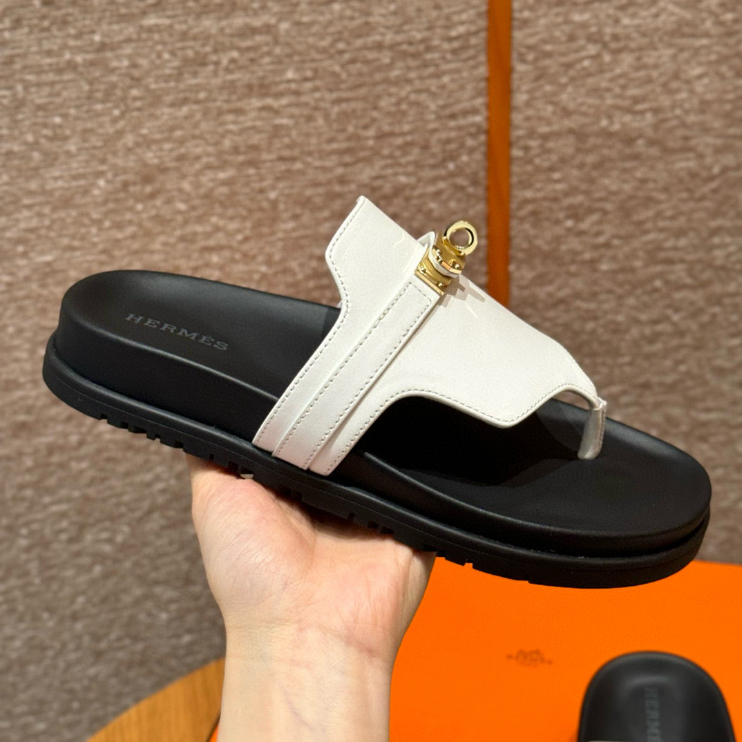 HERM EMPIRE SANDALS