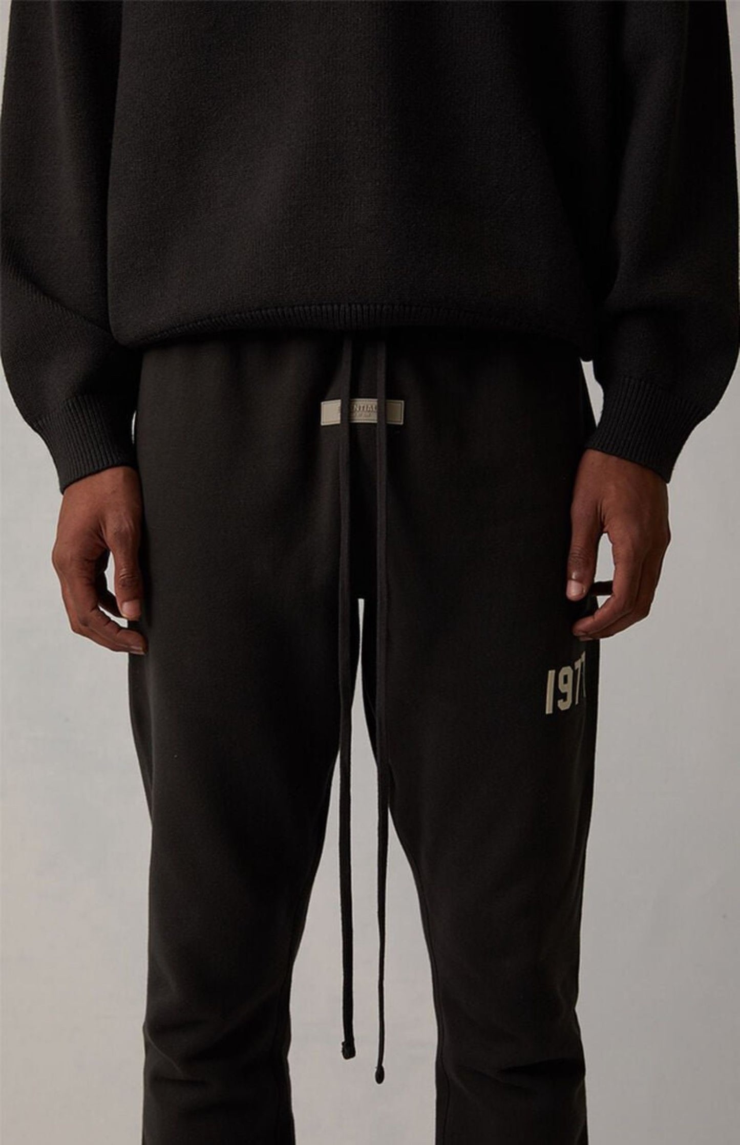 FOG ESSENTIALS JOGGERS